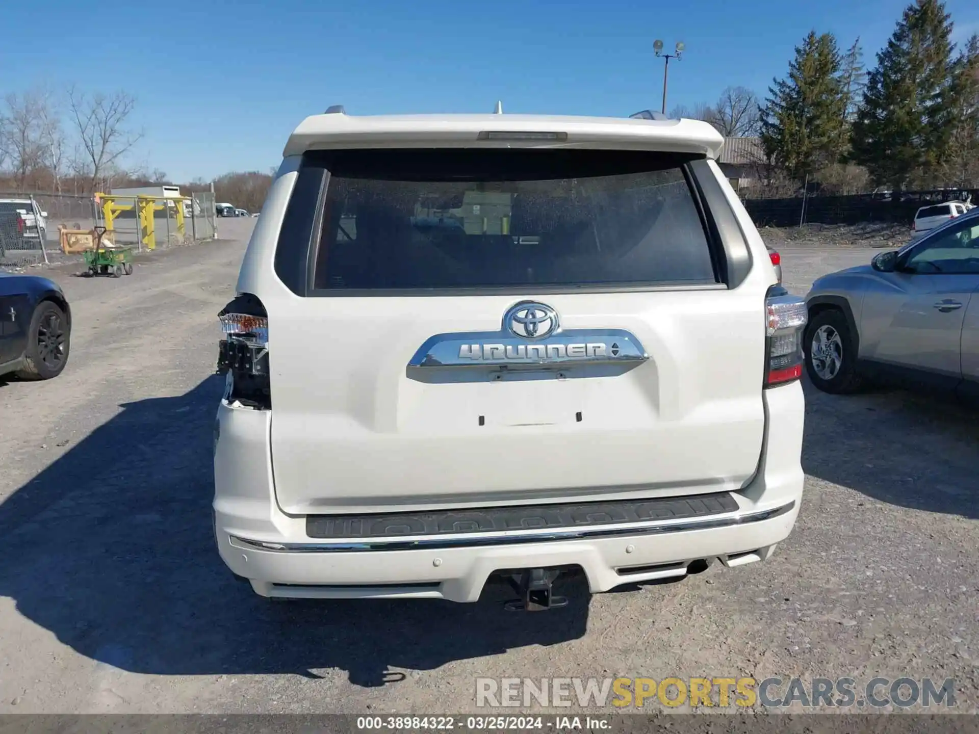 16 Photograph of a damaged car JTEBU5JR9L5806686 TOYOTA 4RUNNER 2020