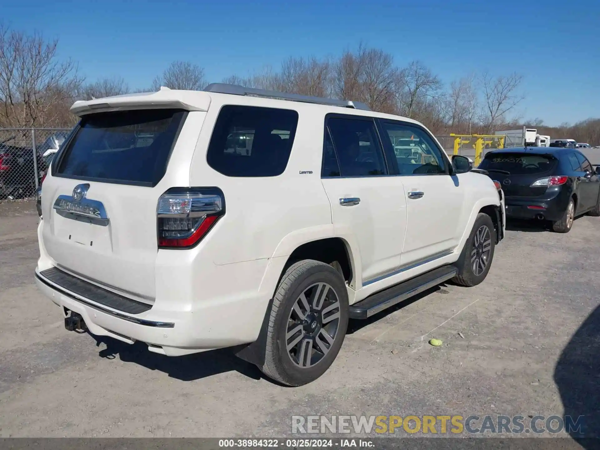 4 Photograph of a damaged car JTEBU5JR9L5806686 TOYOTA 4RUNNER 2020