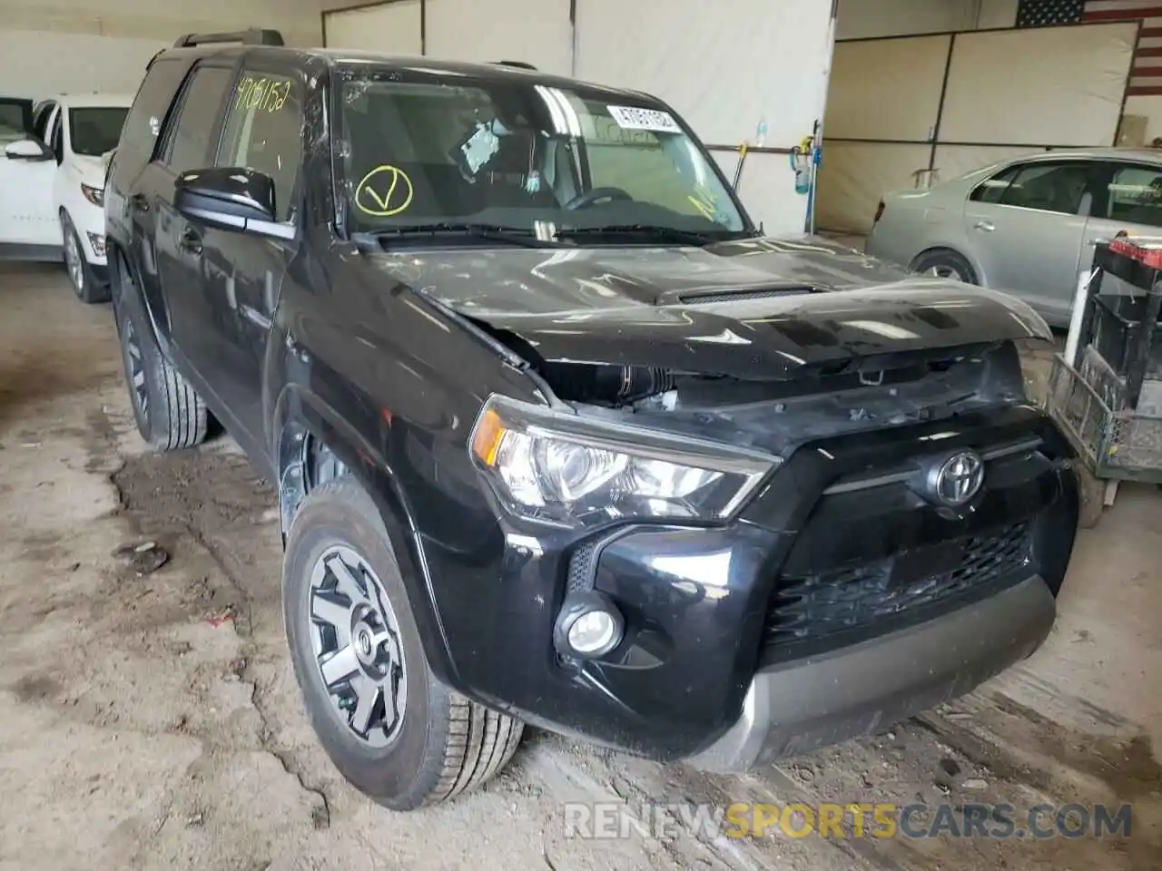 1 Photograph of a damaged car JTEBU5JR9L5810446 TOYOTA 4RUNNER 2020