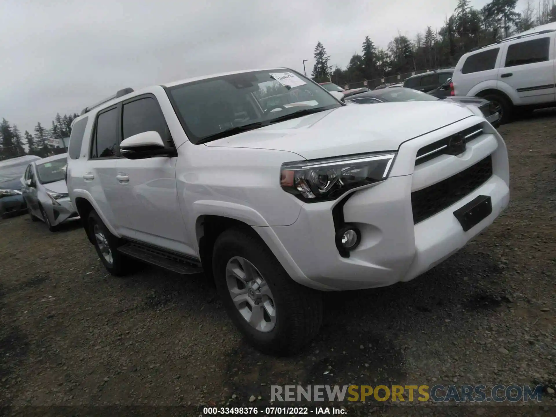 1 Photograph of a damaged car JTEBU5JR9L5814318 TOYOTA 4RUNNER 2020