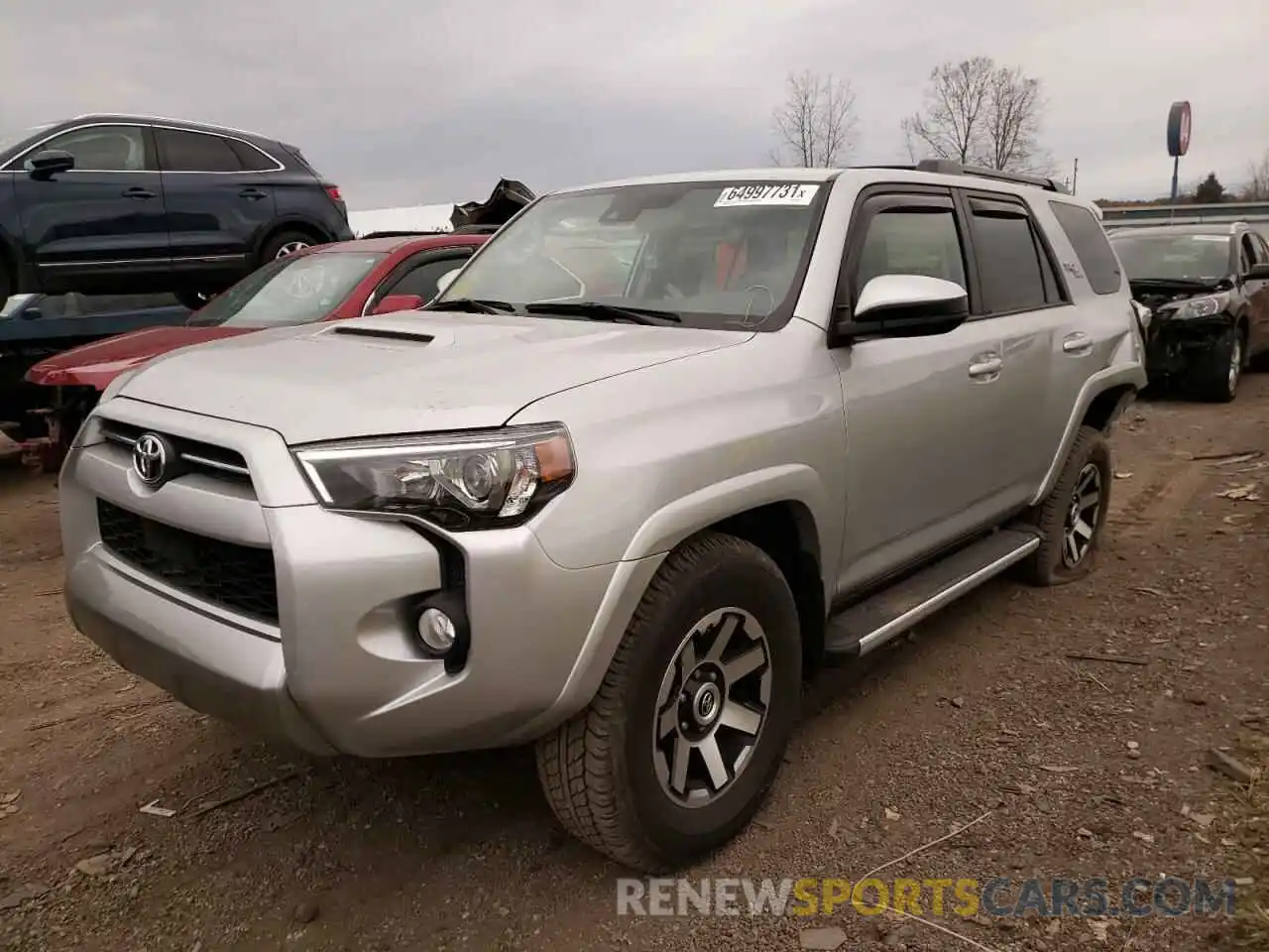 2 Photograph of a damaged car JTEBU5JR9L5815937 TOYOTA 4RUNNER 2020