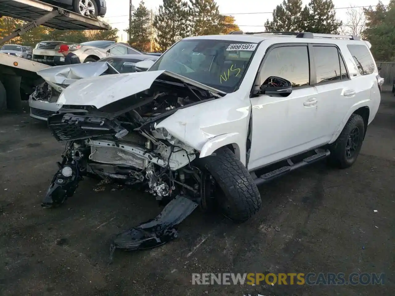 2 Photograph of a damaged car JTEBU5JR9L5823035 TOYOTA 4RUNNER 2020