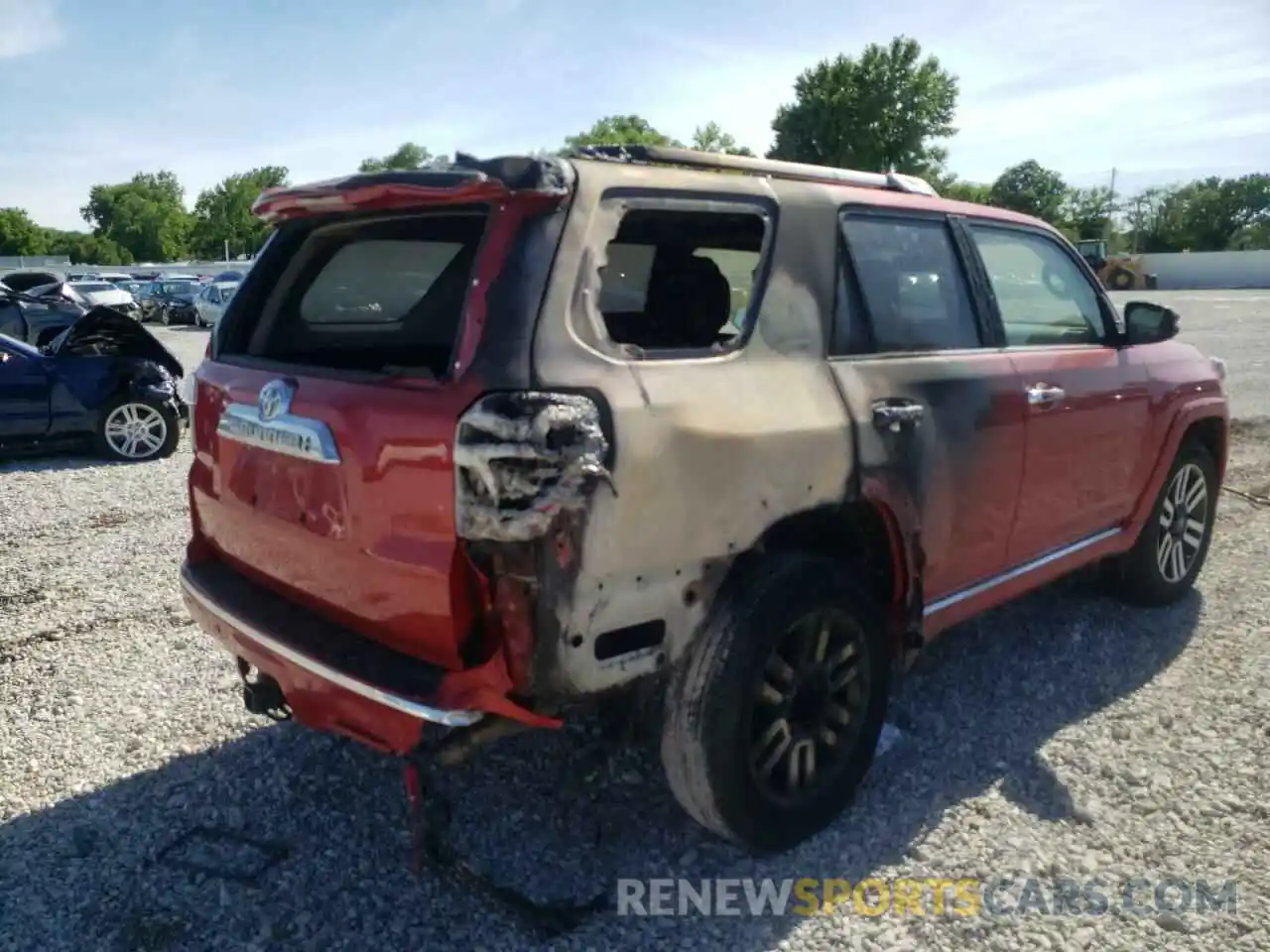 9 Photograph of a damaged car JTEBU5JR9L5824590 TOYOTA 4RUNNER 2020