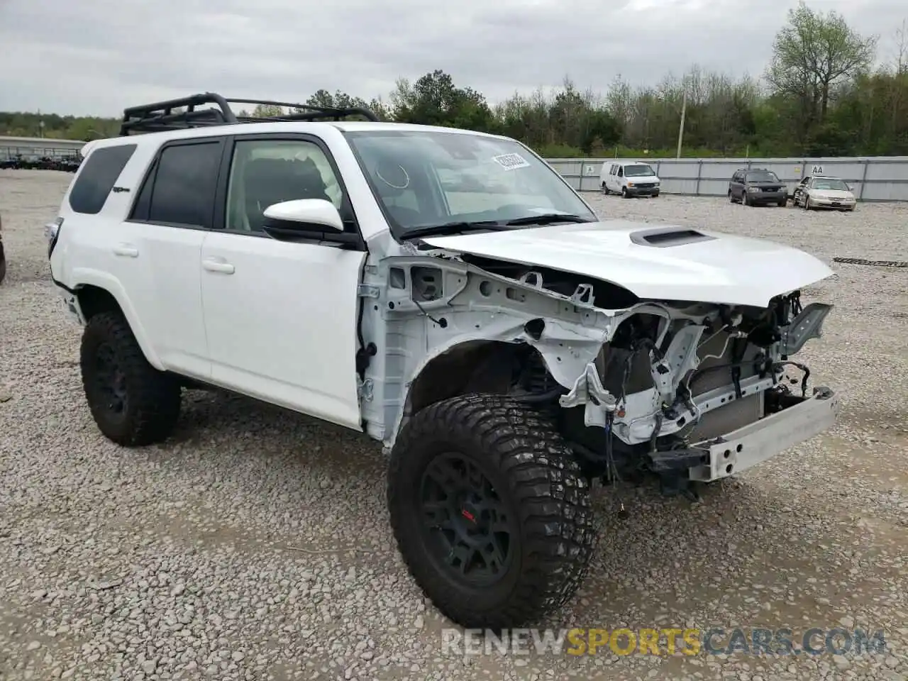 1 Photograph of a damaged car JTEBU5JR9L5824766 TOYOTA 4RUNNER 2020