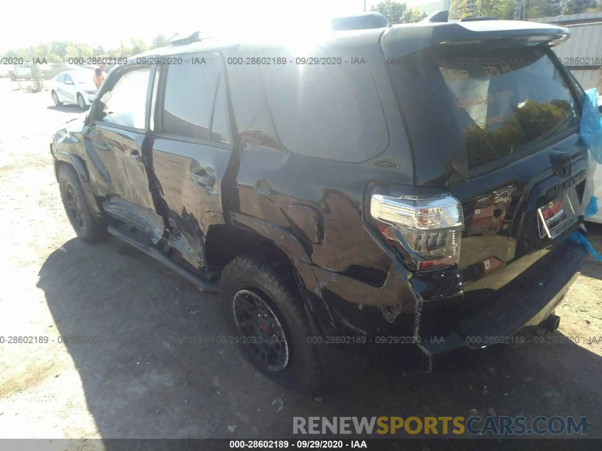 3 Photograph of a damaged car JTEBU5JR9L5826159 TOYOTA 4RUNNER 2020