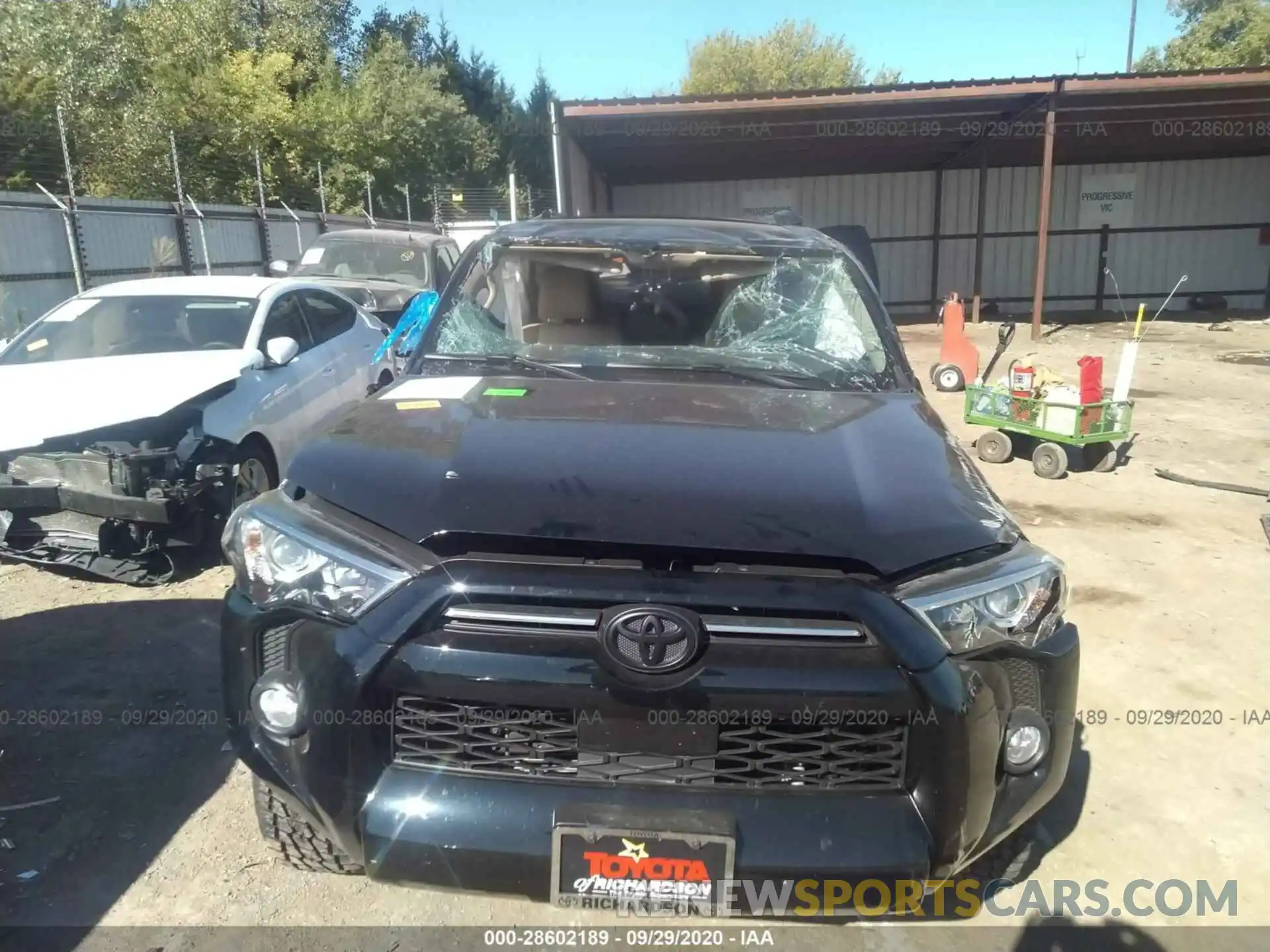 6 Photograph of a damaged car JTEBU5JR9L5826159 TOYOTA 4RUNNER 2020