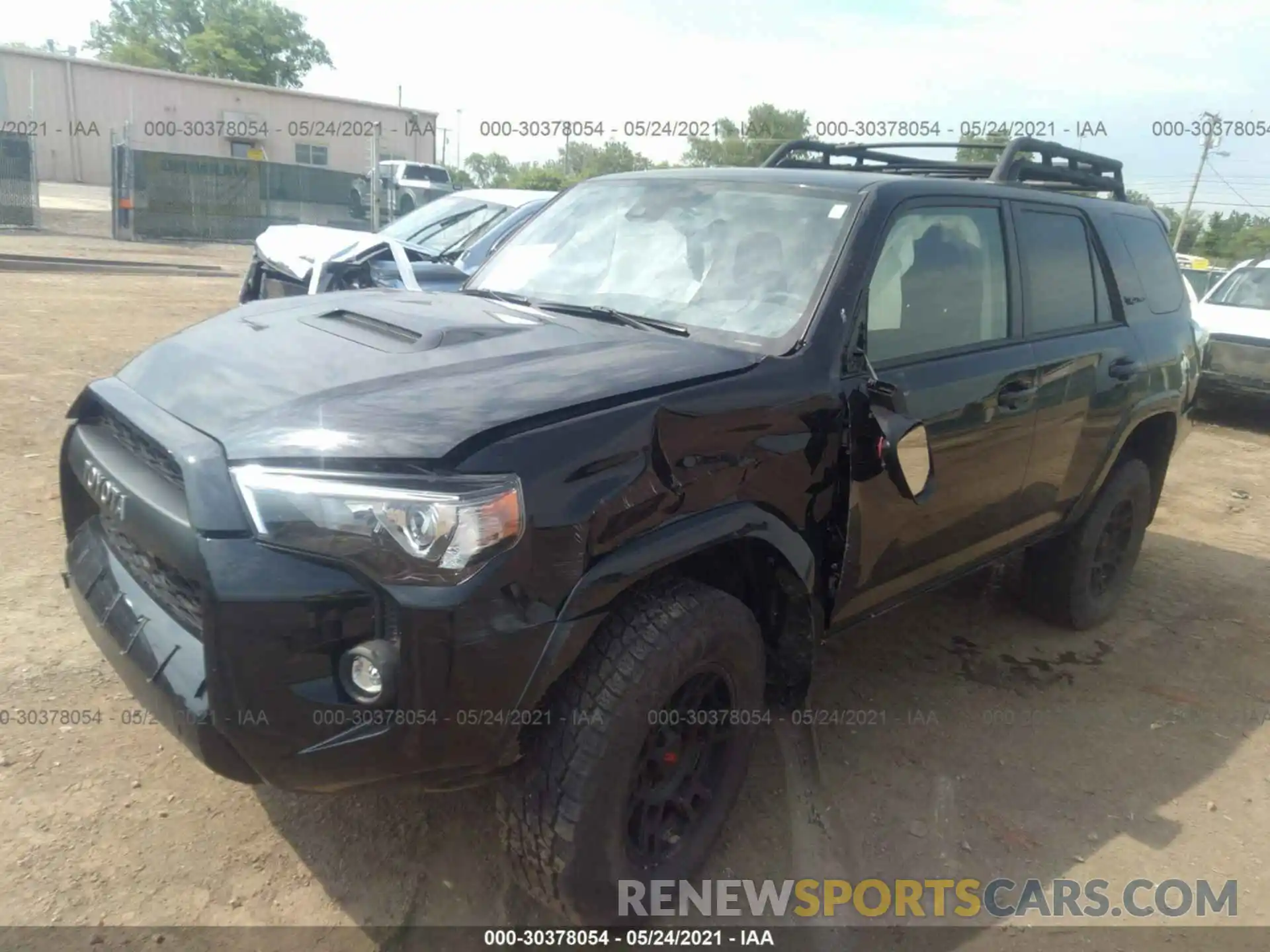 2 Photograph of a damaged car JTEBU5JR9L5830213 TOYOTA 4RUNNER 2020