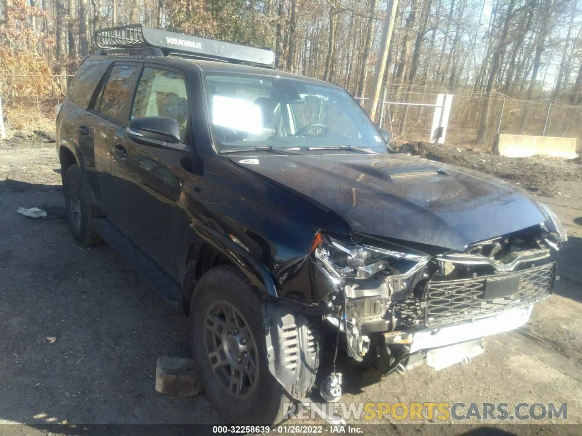 1 Photograph of a damaged car JTEBU5JR9L5835279 TOYOTA 4RUNNER 2020