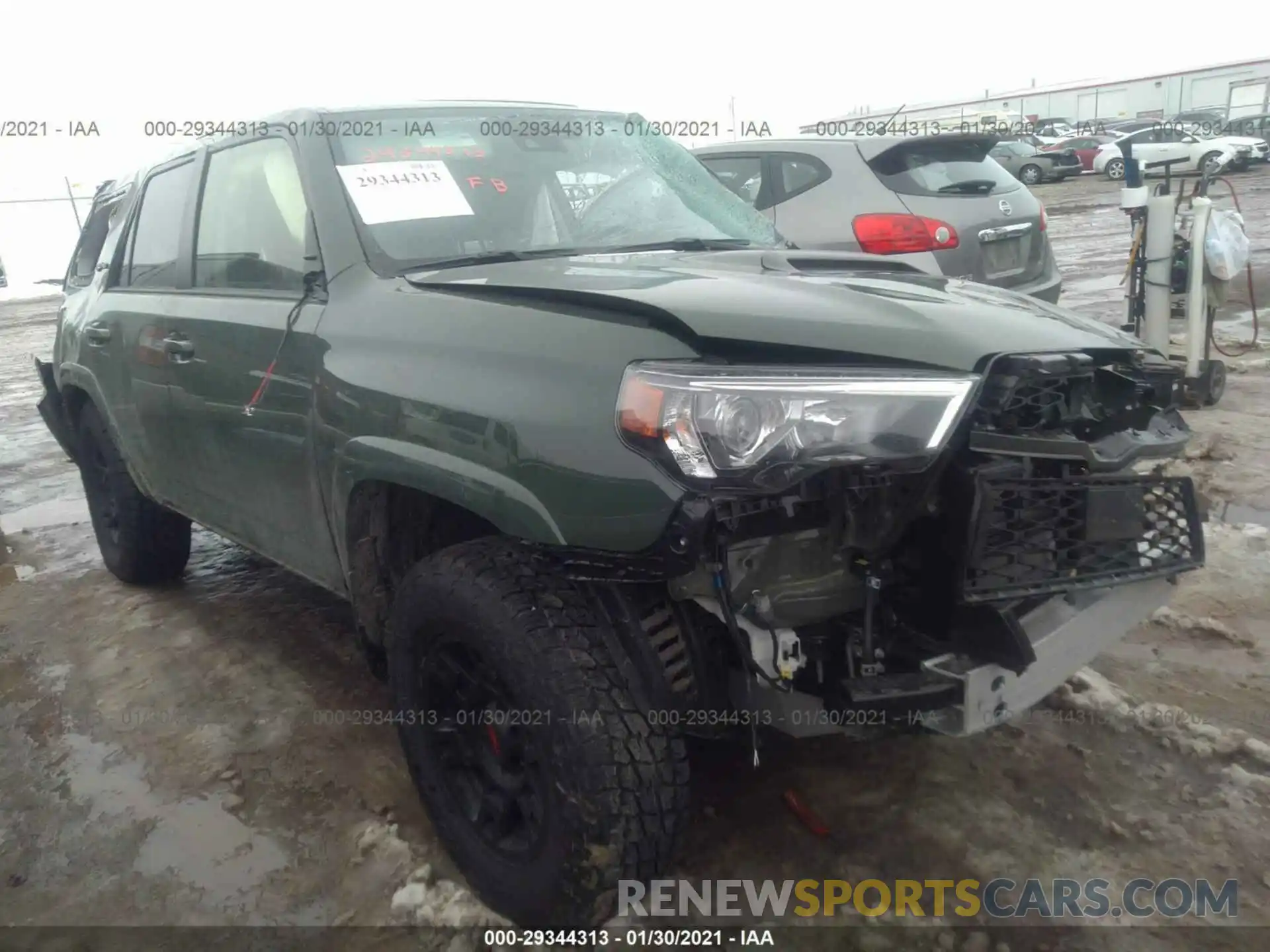 1 Фотография поврежденного автомобиля JTEBU5JR9L5835671 TOYOTA 4RUNNER 2020