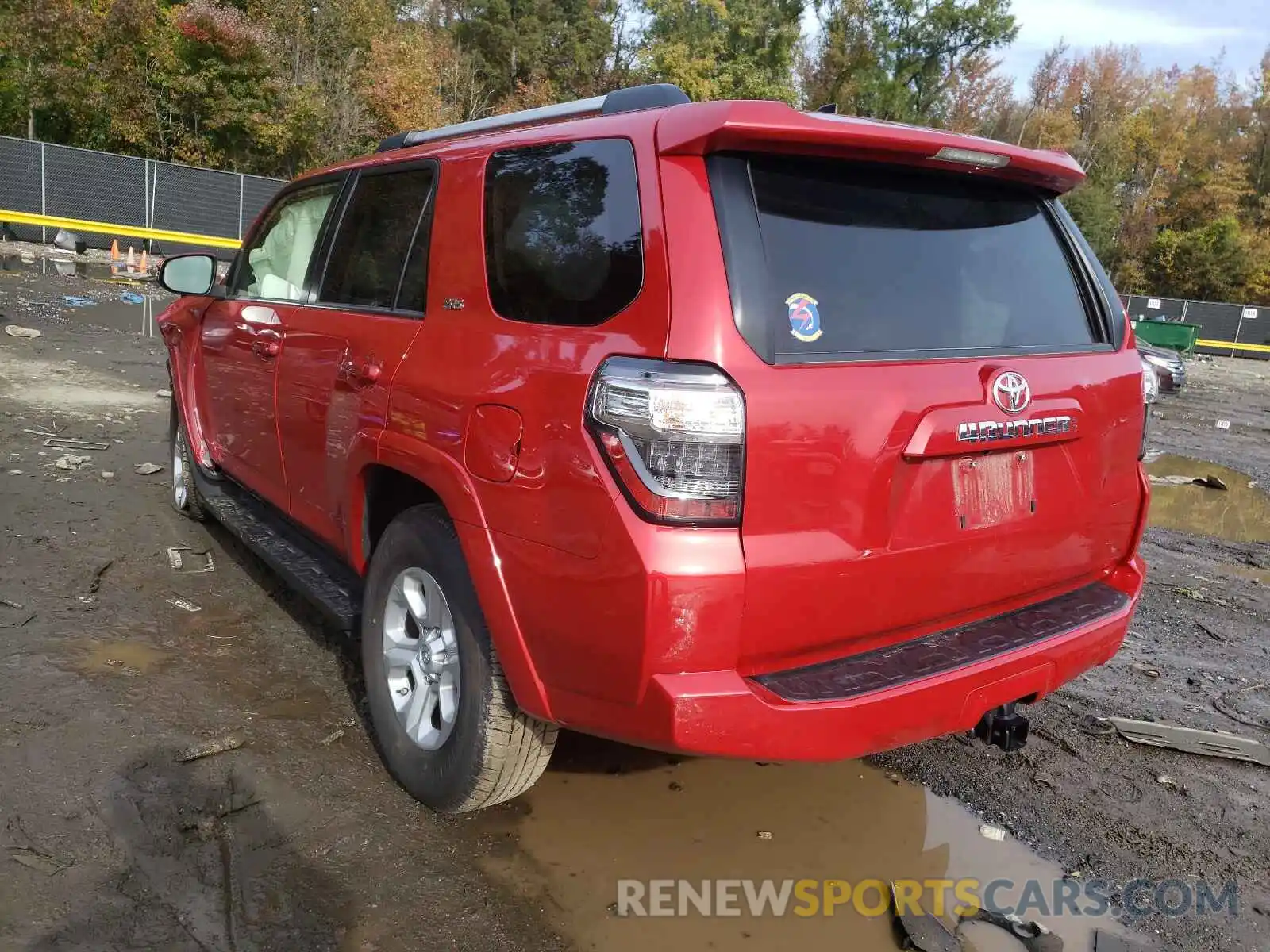 3 Photograph of a damaged car JTEBU5JRXL5738253 TOYOTA 4RUNNER 2020