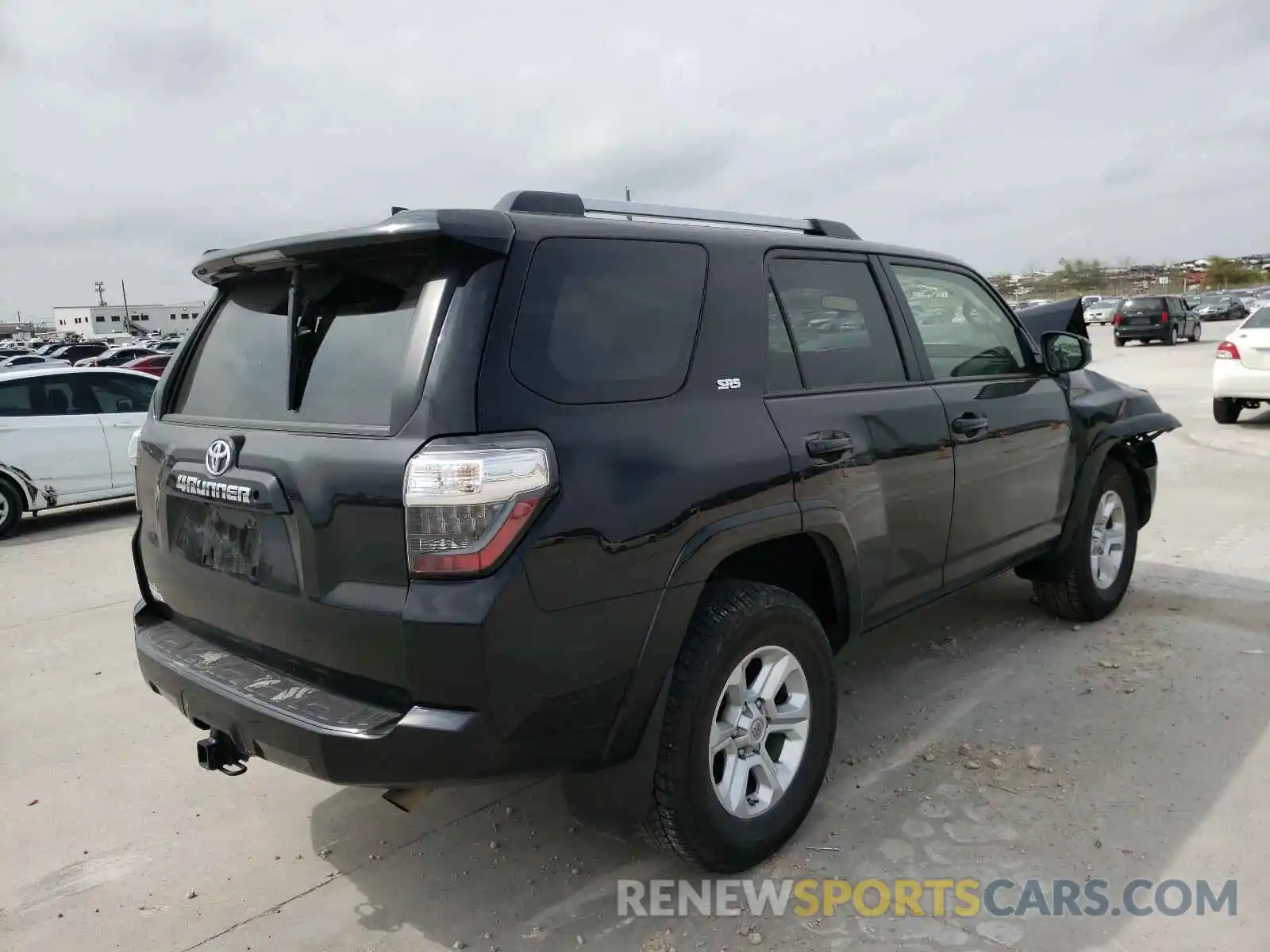 4 Photograph of a damaged car JTEBU5JRXL5738298 TOYOTA 4RUNNER 2020