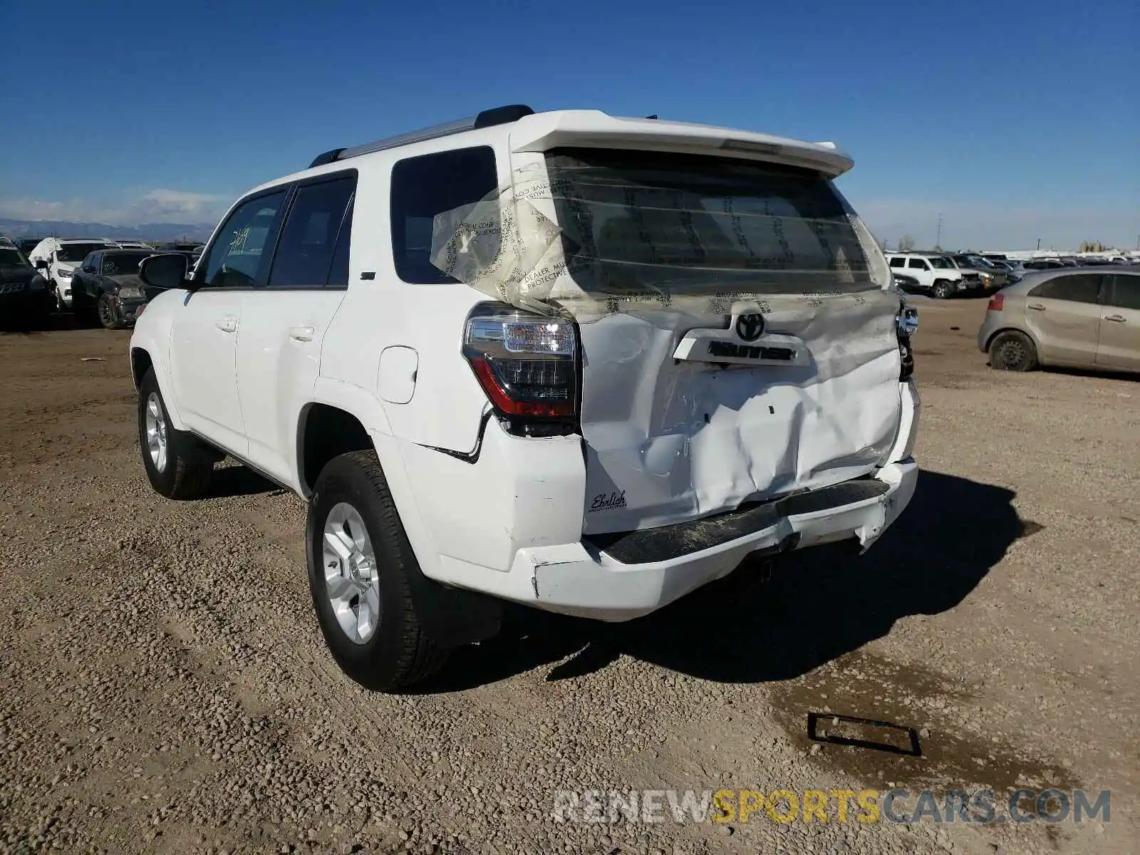 3 Photograph of a damaged car JTEBU5JRXL5738513 TOYOTA 4RUNNER 2020