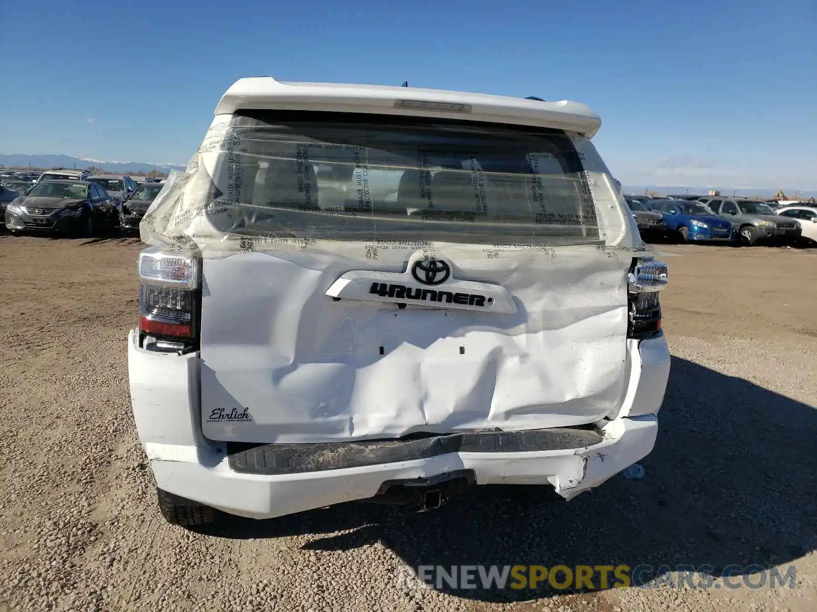 9 Photograph of a damaged car JTEBU5JRXL5738513 TOYOTA 4RUNNER 2020