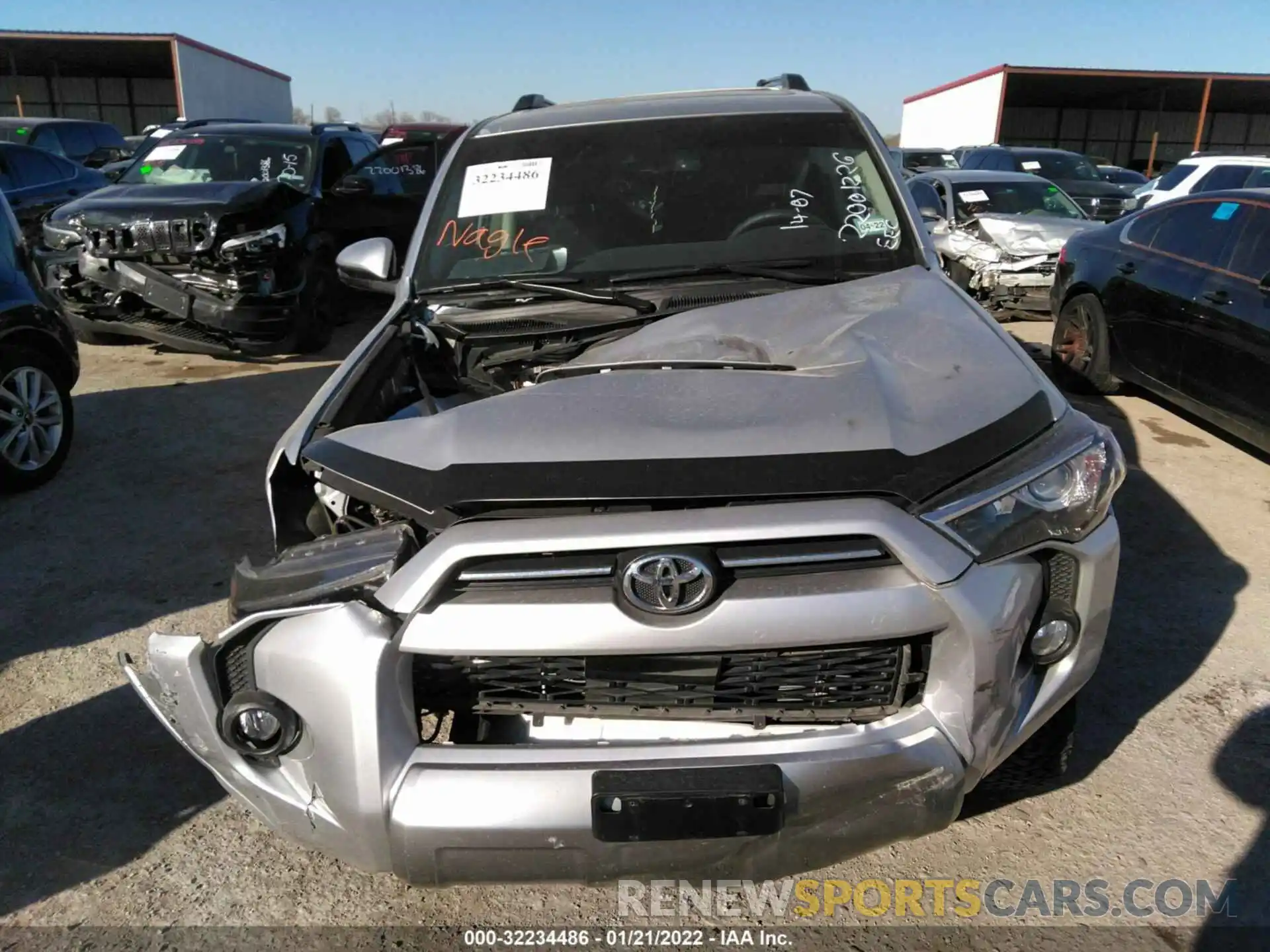 6 Photograph of a damaged car JTEBU5JRXL5740391 TOYOTA 4RUNNER 2020