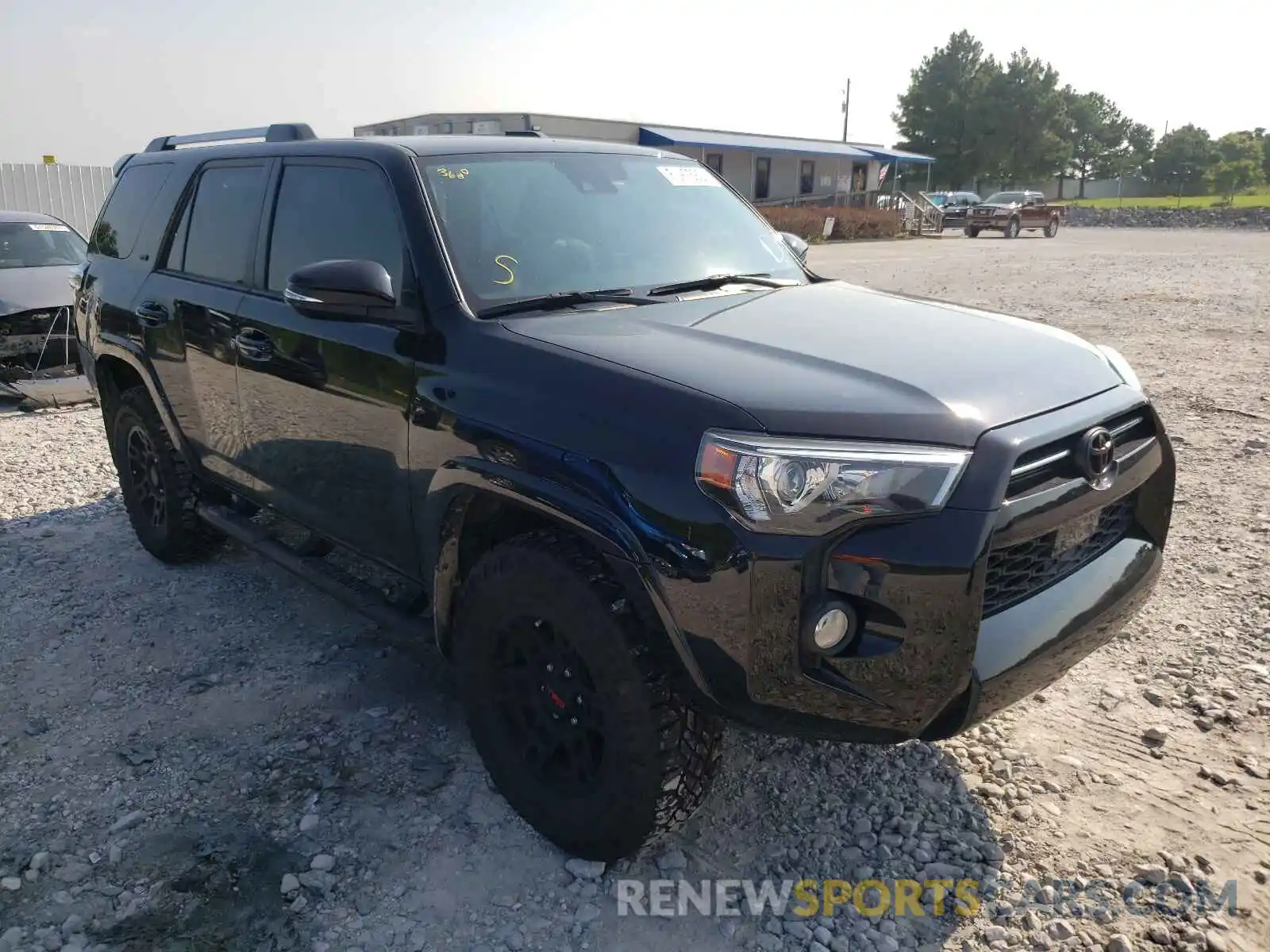 1 Фотография поврежденного автомобиля JTEBU5JRXL5741542 TOYOTA 4RUNNER 2020