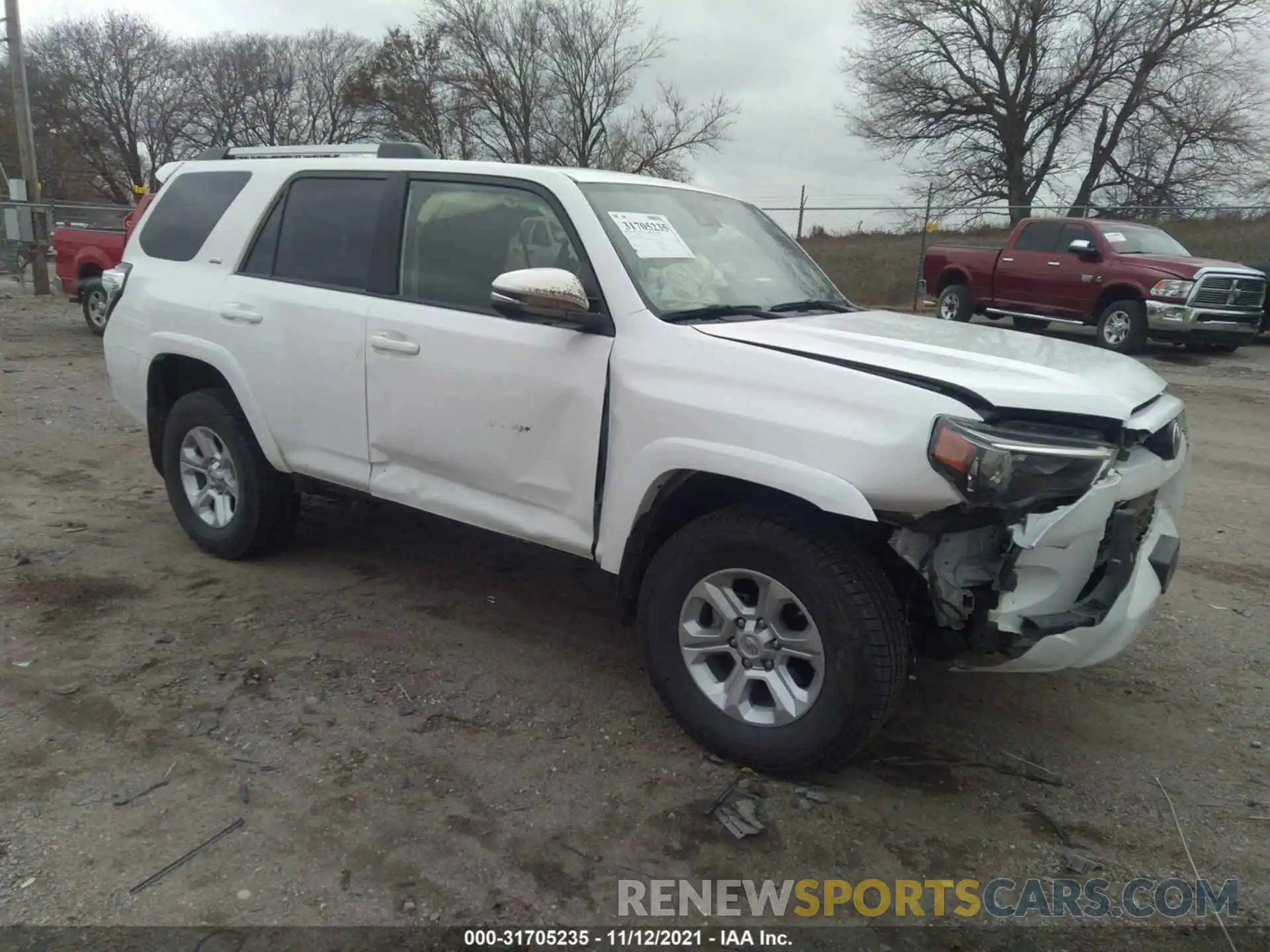 1 Photograph of a damaged car JTEBU5JRXL5742335 TOYOTA 4RUNNER 2020