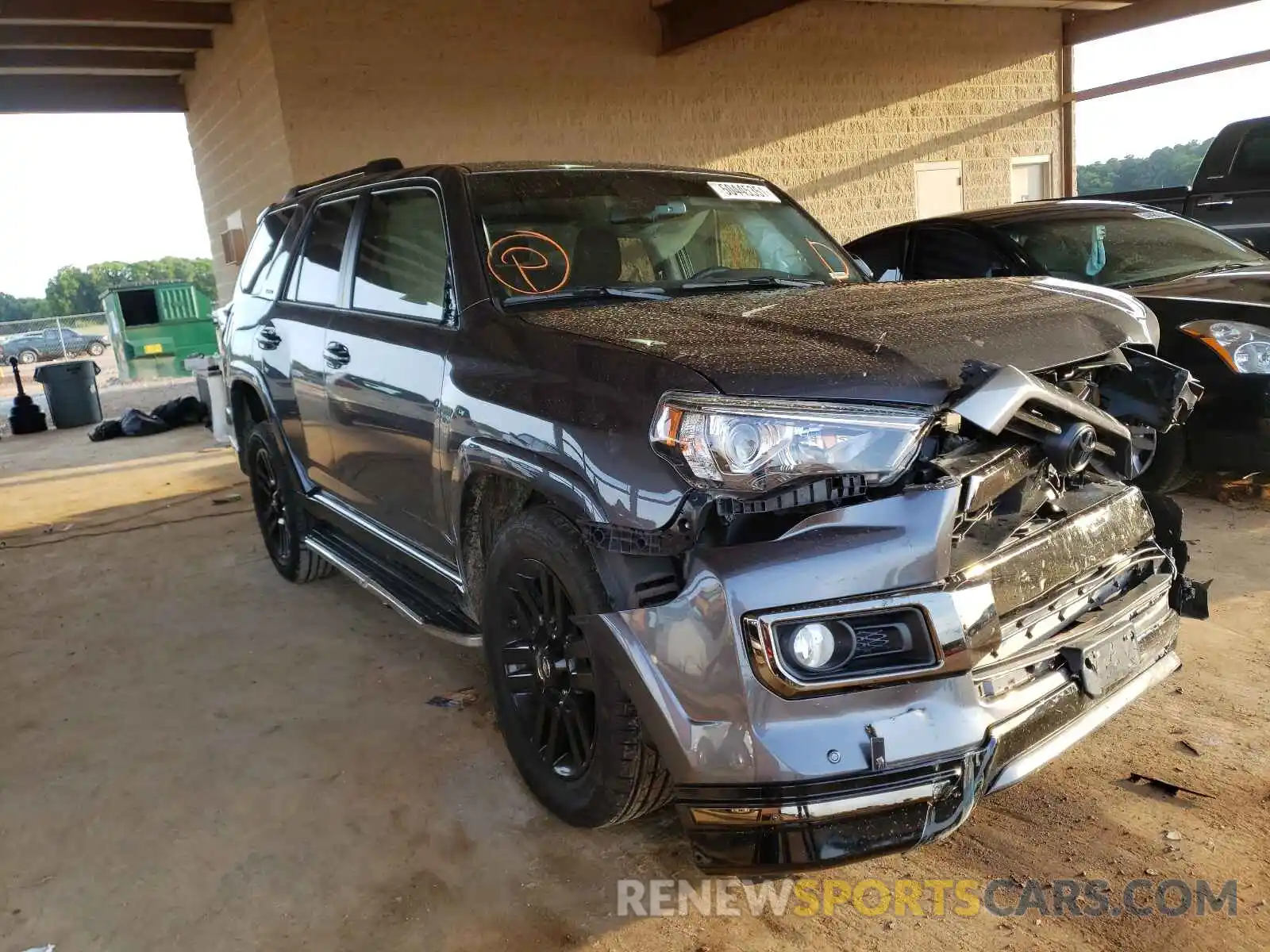 1 Photograph of a damaged car JTEBU5JRXL5743954 TOYOTA 4RUNNER 2020