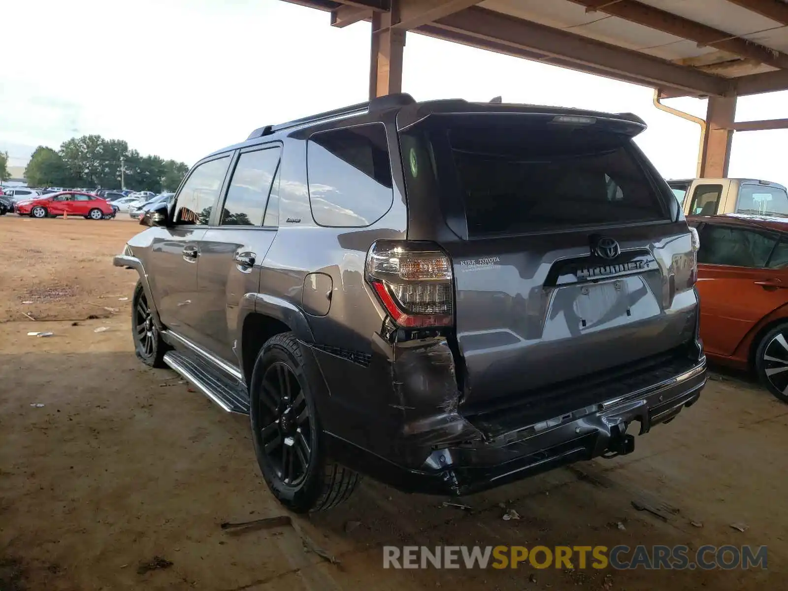 3 Photograph of a damaged car JTEBU5JRXL5743954 TOYOTA 4RUNNER 2020