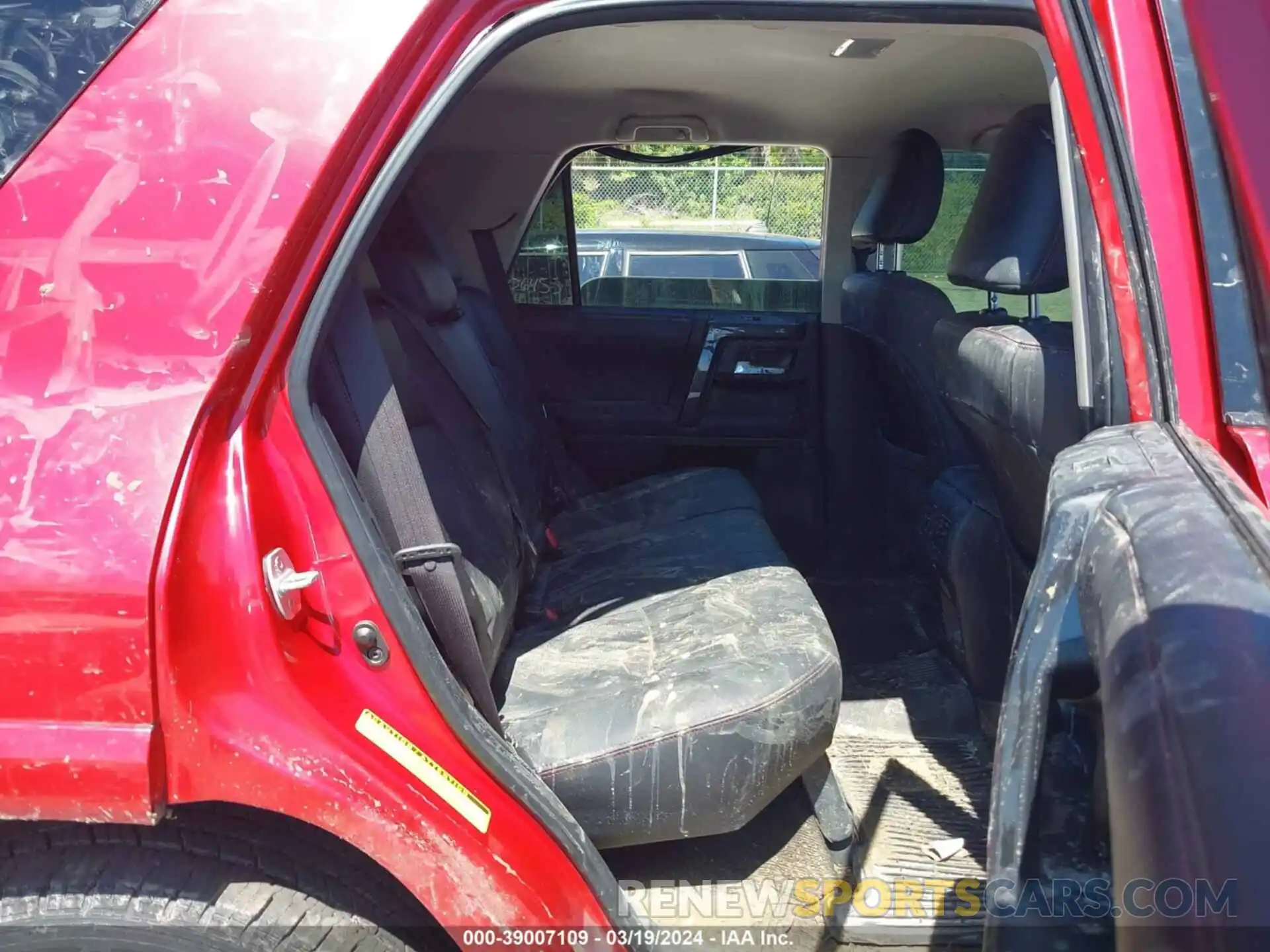 8 Photograph of a damaged car JTEBU5JRXL5745249 TOYOTA 4RUNNER 2020