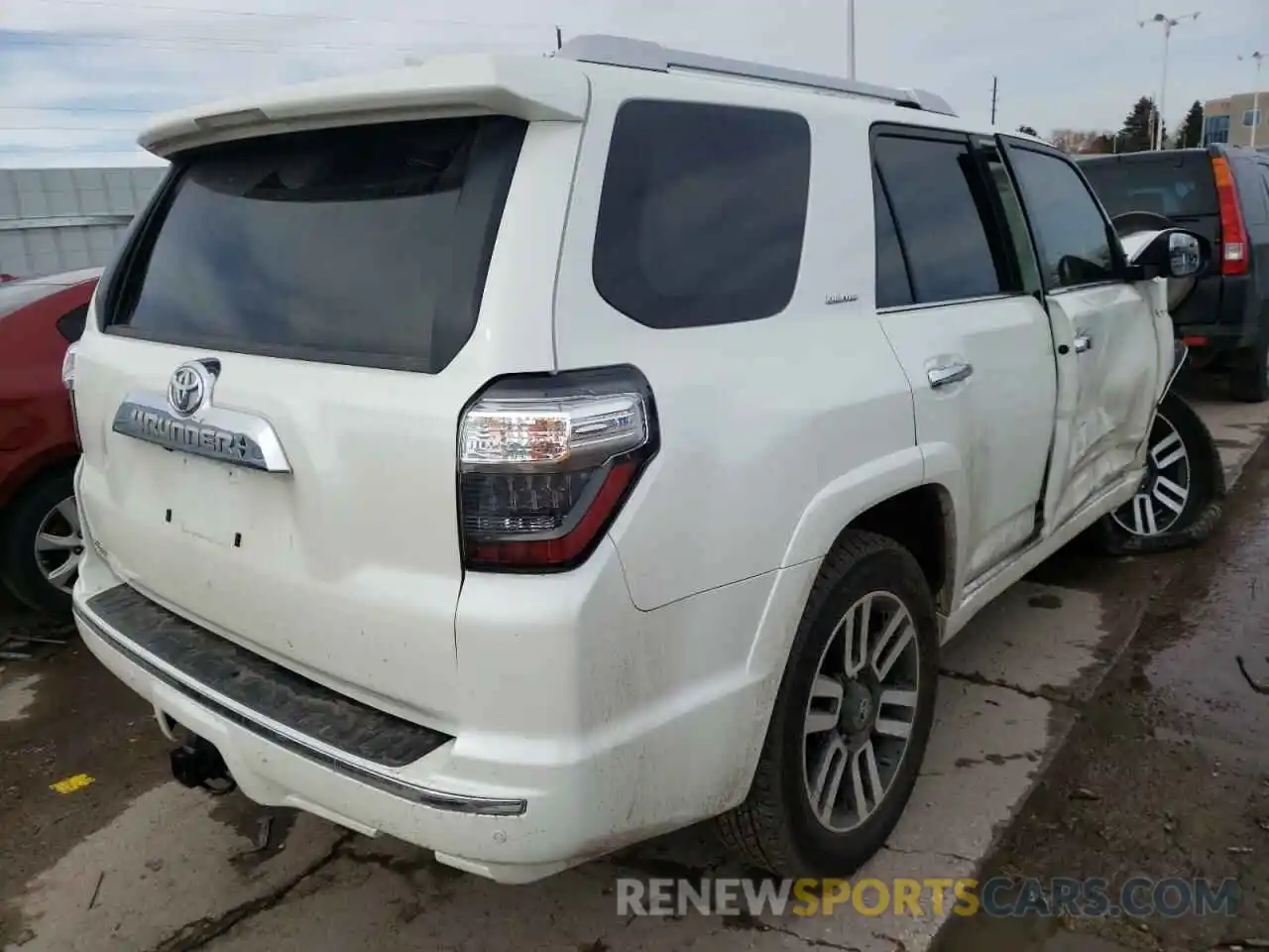 4 Photograph of a damaged car JTEBU5JRXL5745493 TOYOTA 4RUNNER 2020