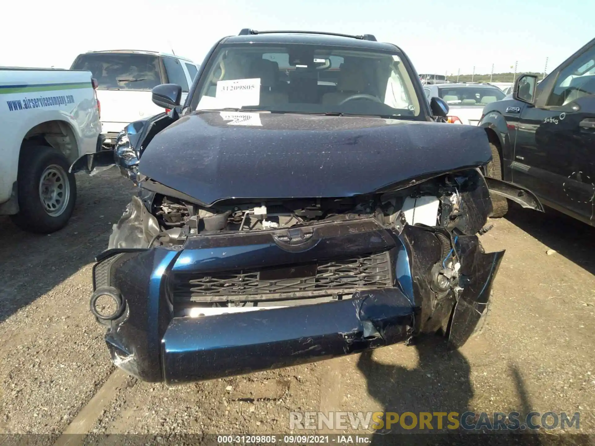 6 Photograph of a damaged car JTEBU5JRXL5746563 TOYOTA 4RUNNER 2020