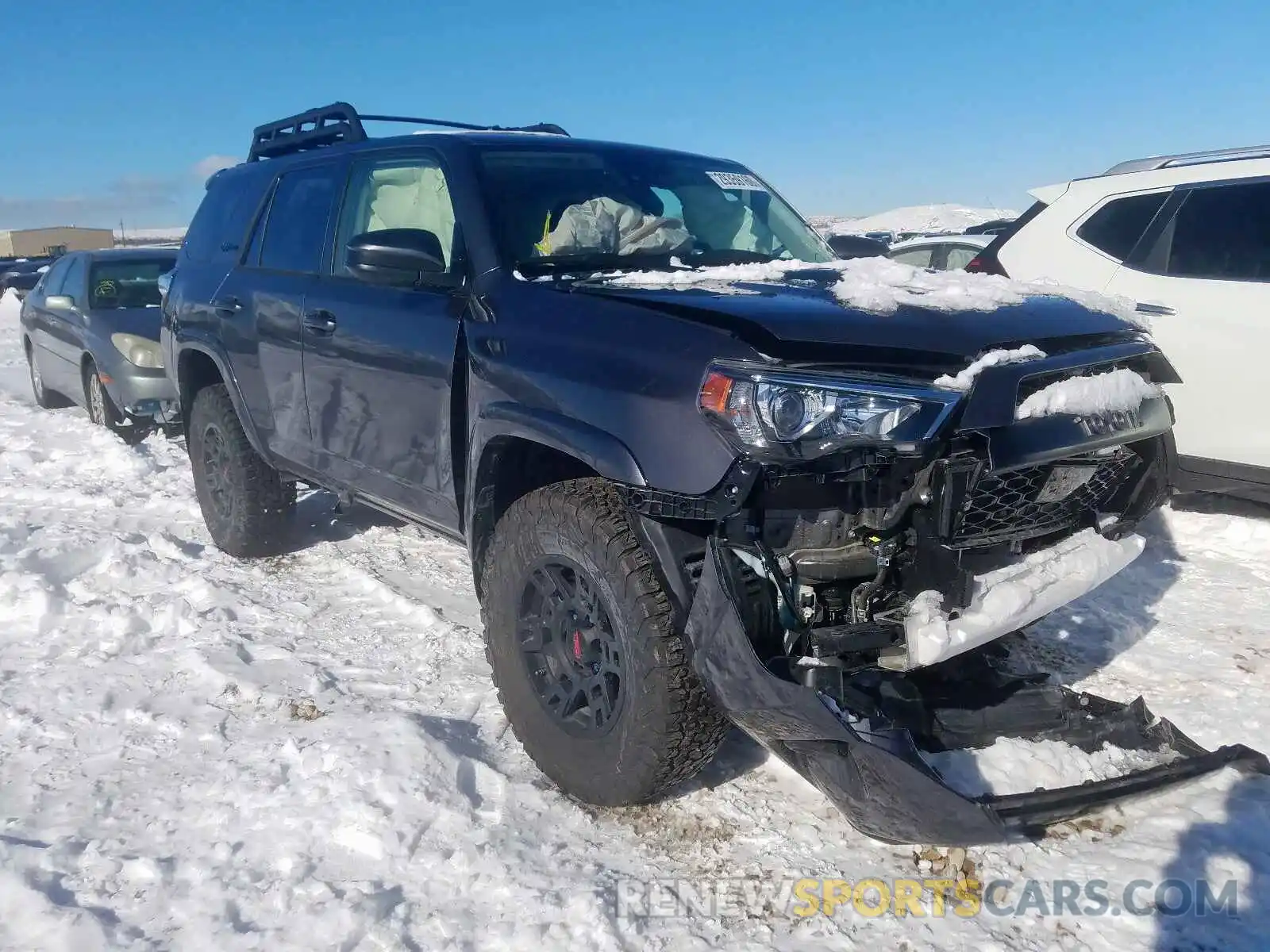 1 Photograph of a damaged car JTEBU5JRXL5756350 TOYOTA 4RUNNER 2020