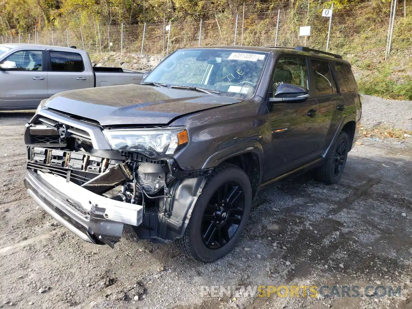 2 Photograph of a damaged car JTEBU5JRXL5757739 TOYOTA 4RUNNER 2020