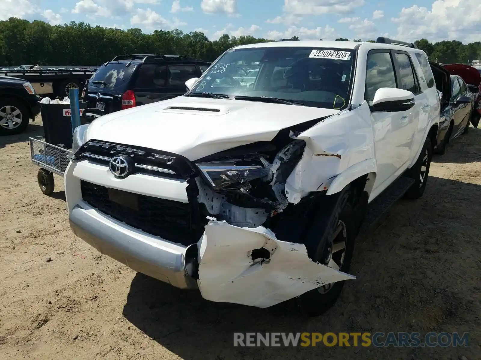 2 Photograph of a damaged car JTEBU5JRXL5758938 TOYOTA 4RUNNER 2020