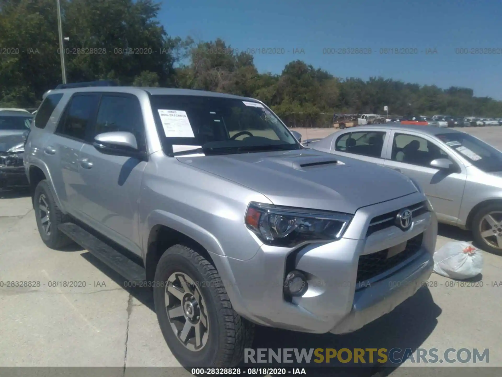 1 Photograph of a damaged car JTEBU5JRXL5767882 TOYOTA 4RUNNER 2020