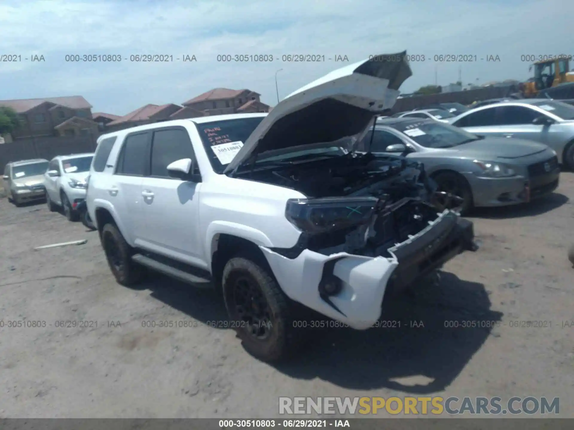 1 Photograph of a damaged car JTEBU5JRXL5767896 TOYOTA 4RUNNER 2020