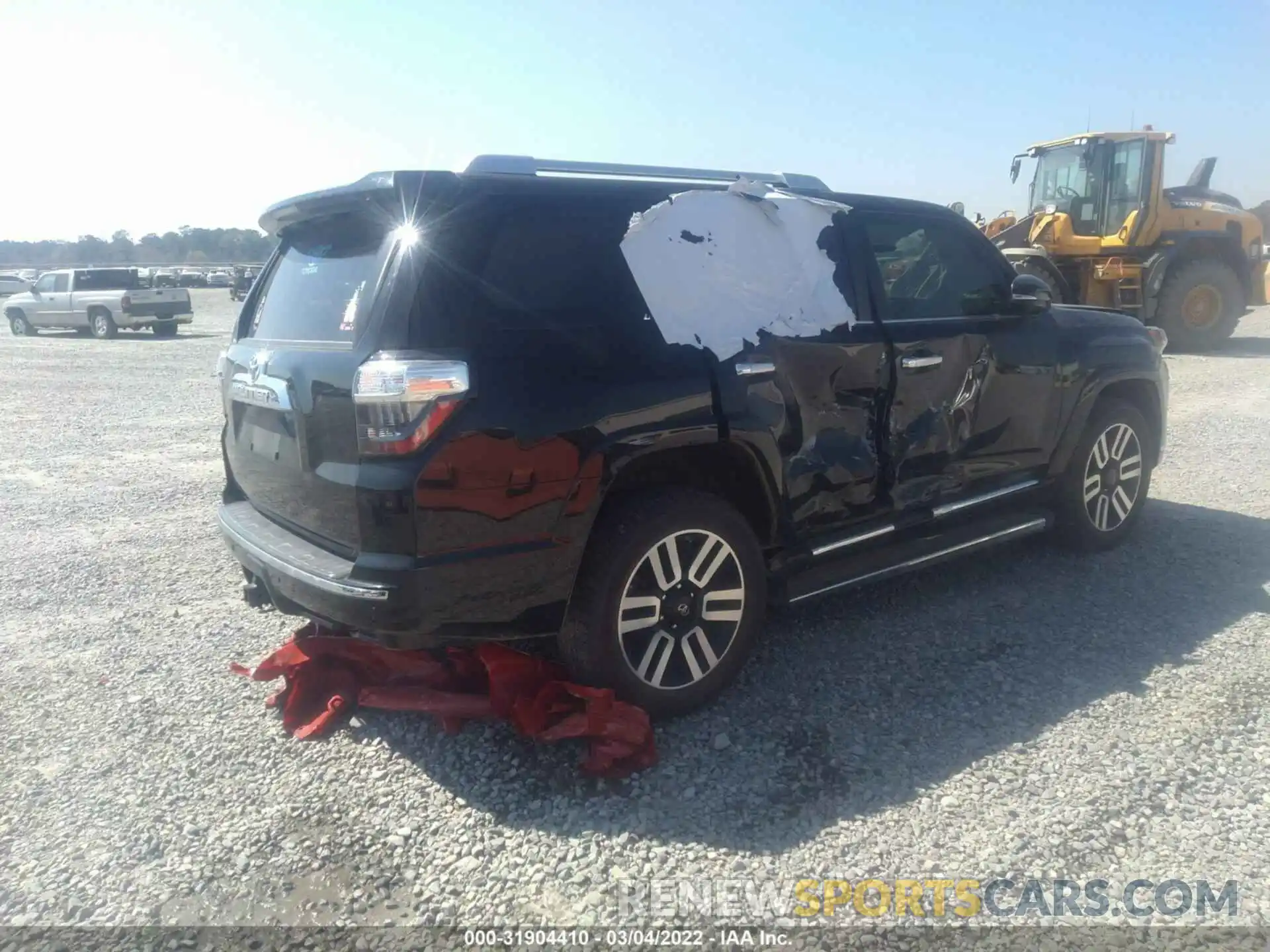 4 Photograph of a damaged car JTEBU5JRXL5771415 TOYOTA 4RUNNER 2020