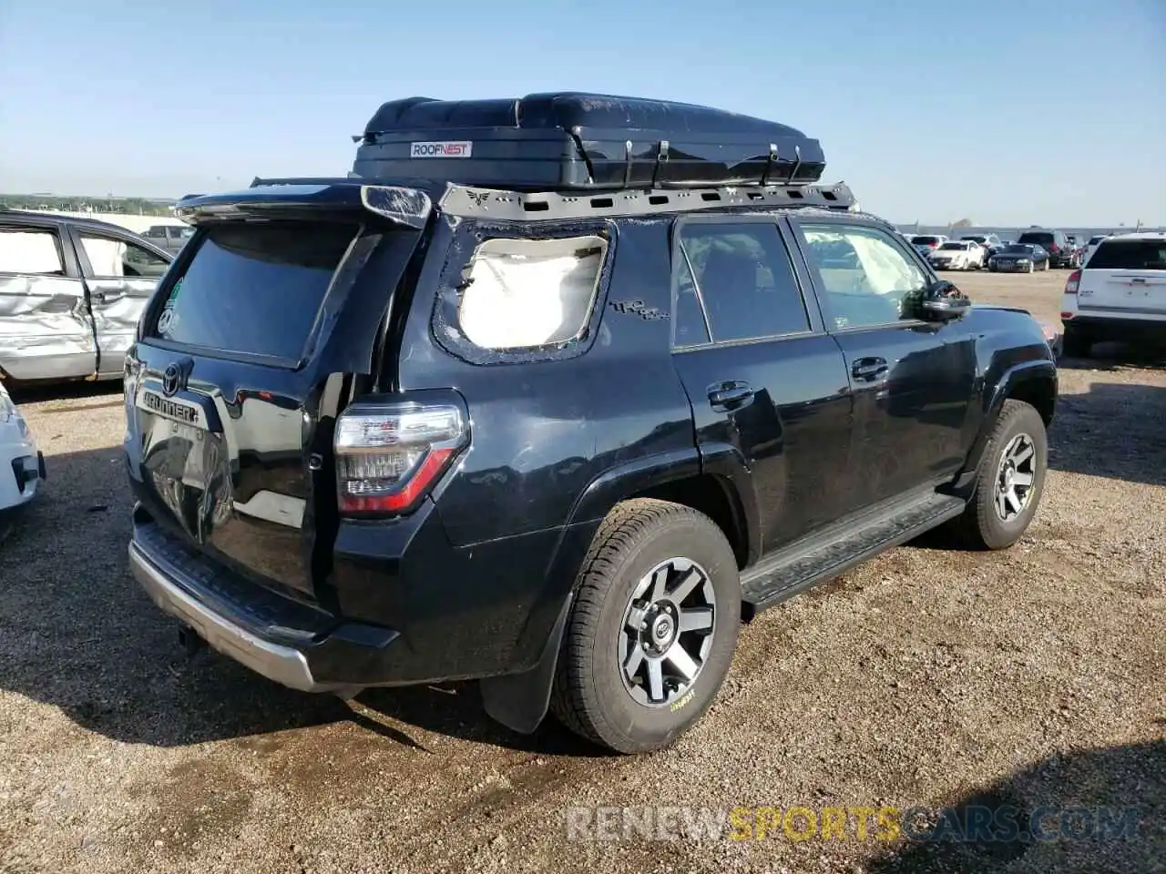 4 Photograph of a damaged car JTEBU5JRXL5772290 TOYOTA 4RUNNER 2020