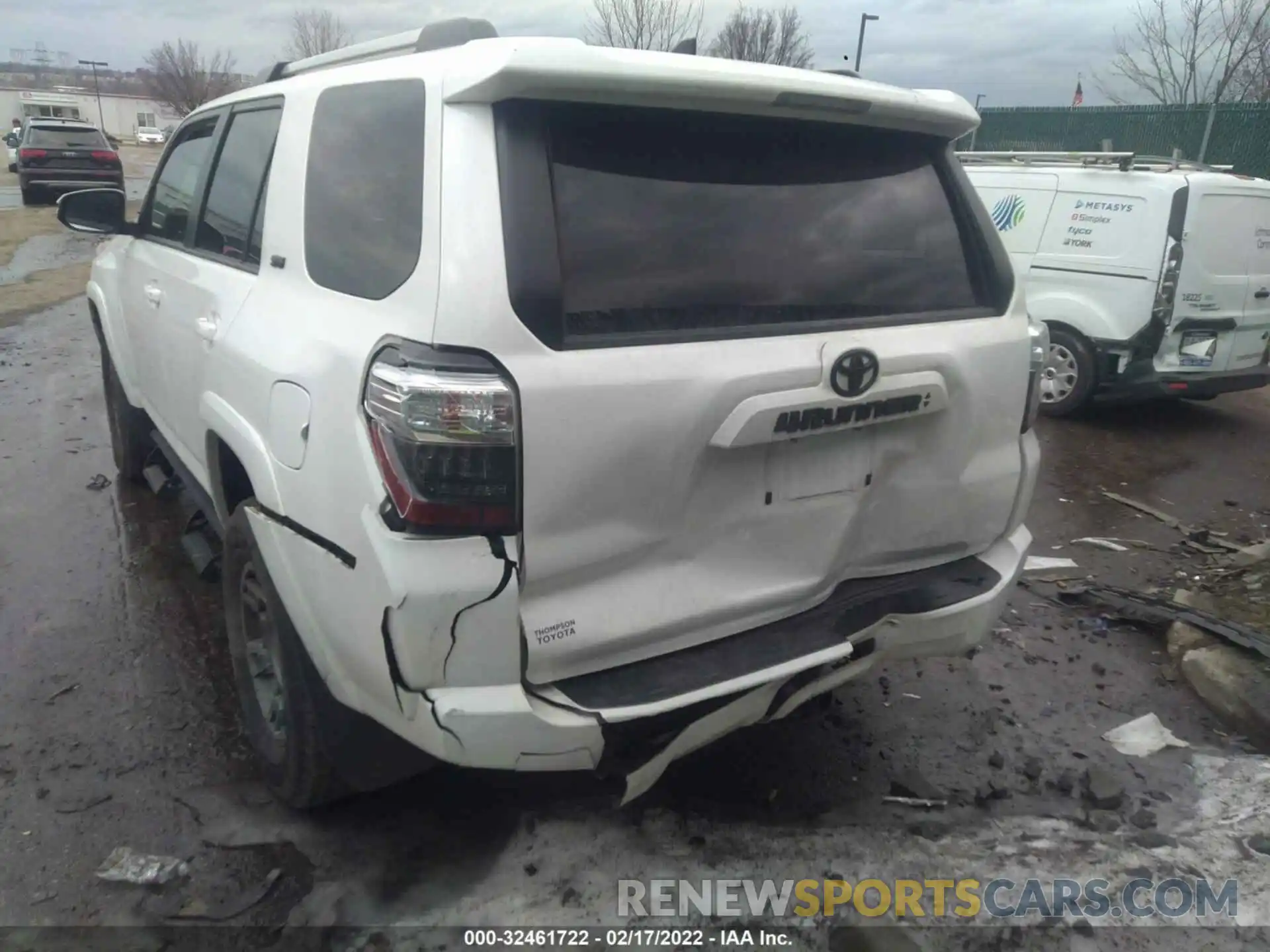 6 Фотография поврежденного автомобиля JTEBU5JRXL5773830 TOYOTA 4RUNNER 2020