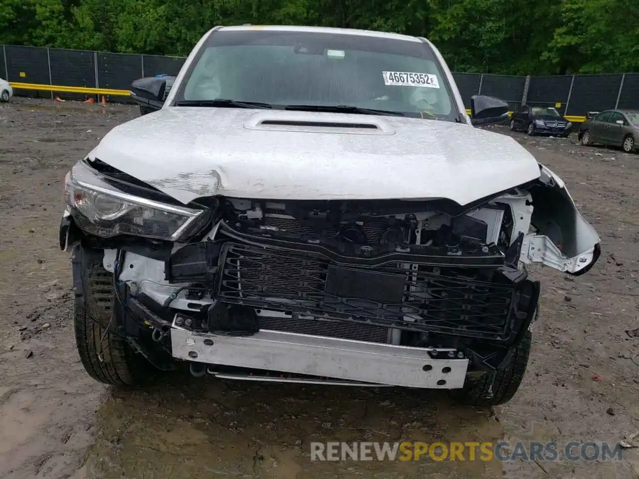 9 Photograph of a damaged car JTEBU5JRXL5775528 TOYOTA 4RUNNER 2020