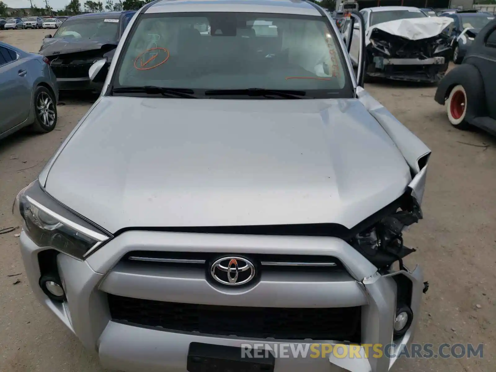 7 Photograph of a damaged car JTEBU5JRXL5775853 TOYOTA 4RUNNER 2020