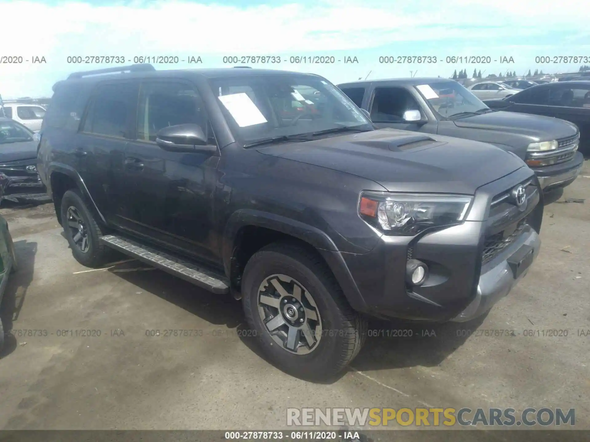 1 Photograph of a damaged car JTEBU5JRXL5778719 TOYOTA 4RUNNER 2020