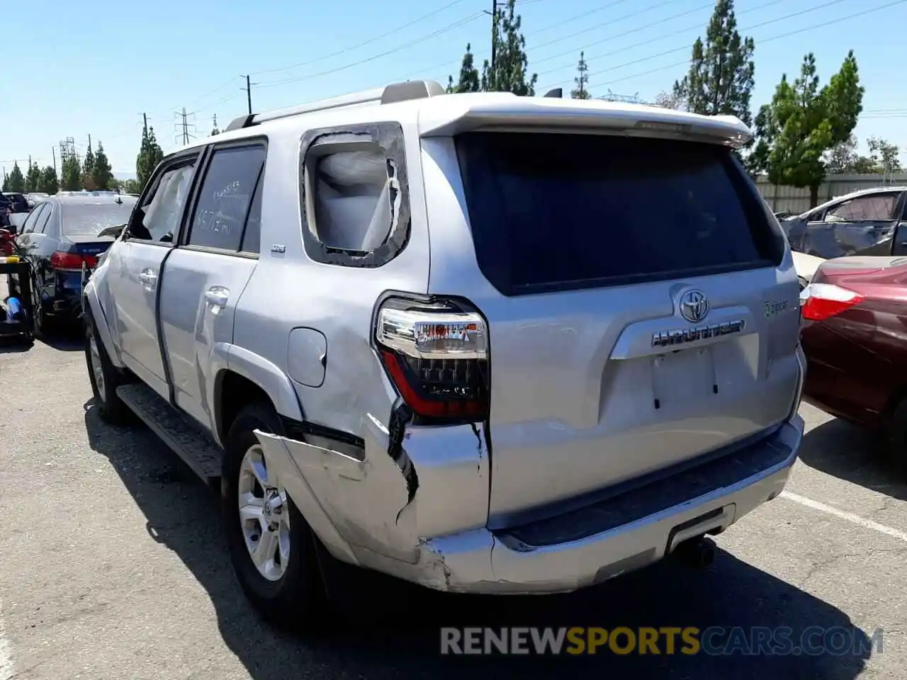 3 Photograph of a damaged car JTEBU5JRXL5779269 TOYOTA 4RUNNER 2020