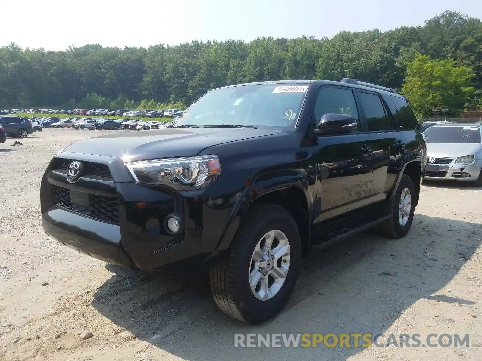 2 Photograph of a damaged car JTEBU5JRXL5781331 TOYOTA 4RUNNER 2020