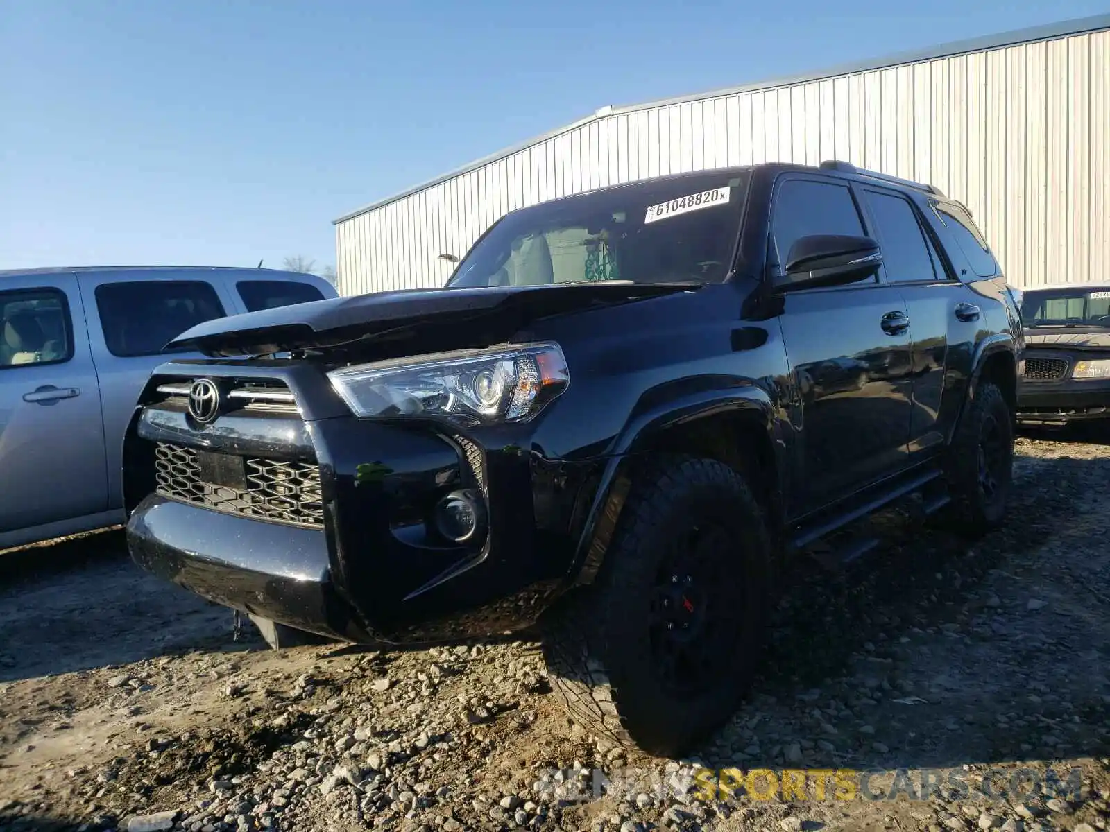 2 Photograph of a damaged car JTEBU5JRXL5782768 TOYOTA 4RUNNER 2020