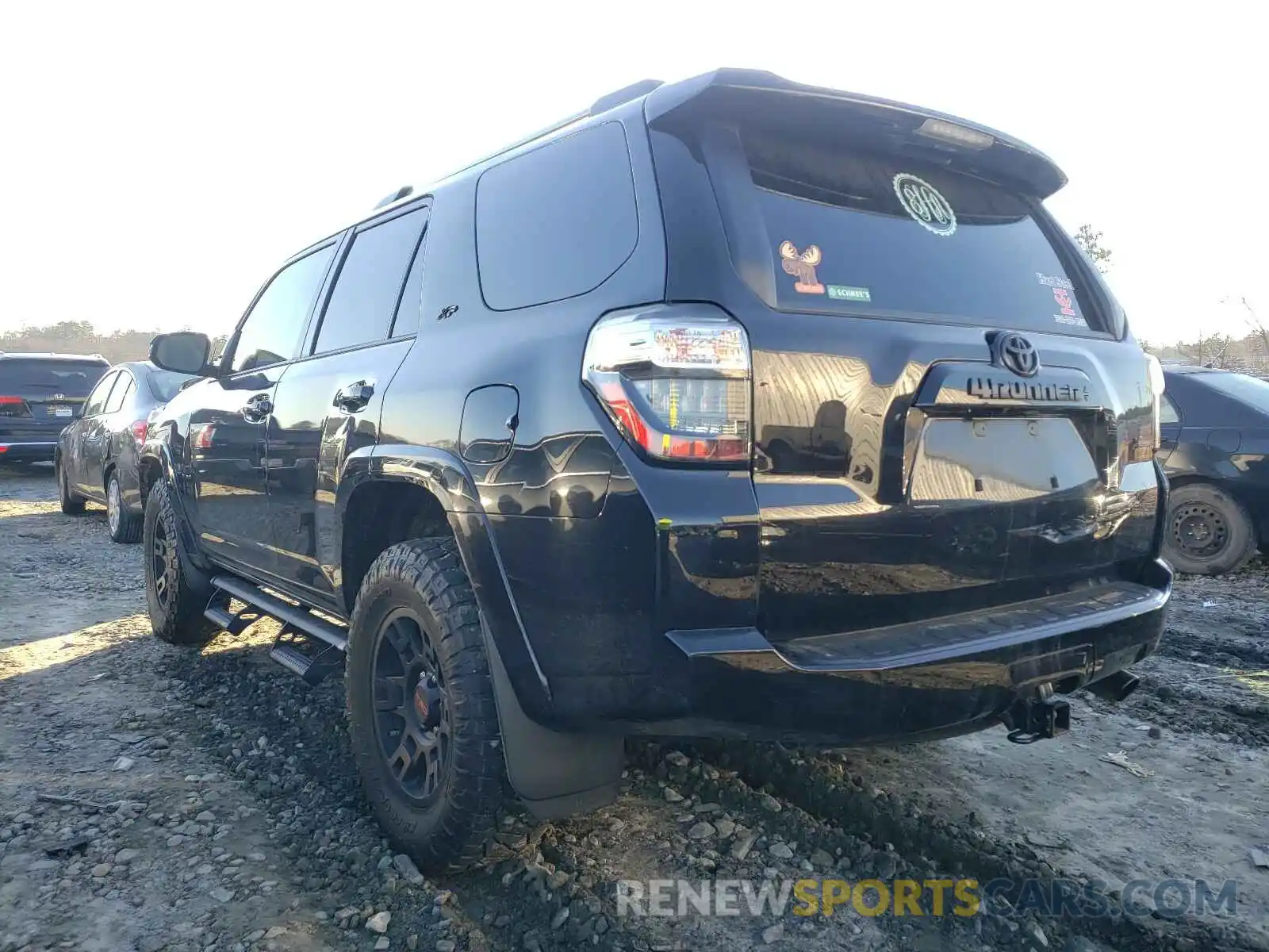 3 Photograph of a damaged car JTEBU5JRXL5782768 TOYOTA 4RUNNER 2020