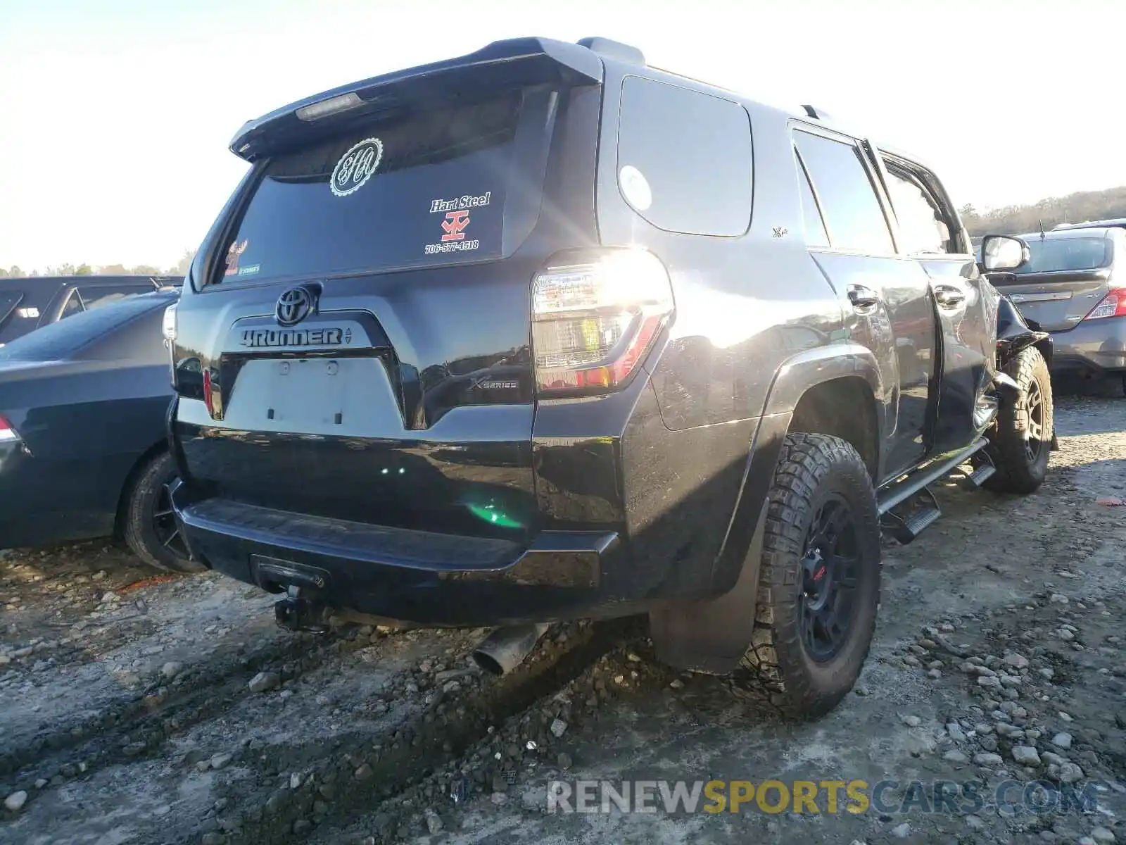 4 Photograph of a damaged car JTEBU5JRXL5782768 TOYOTA 4RUNNER 2020