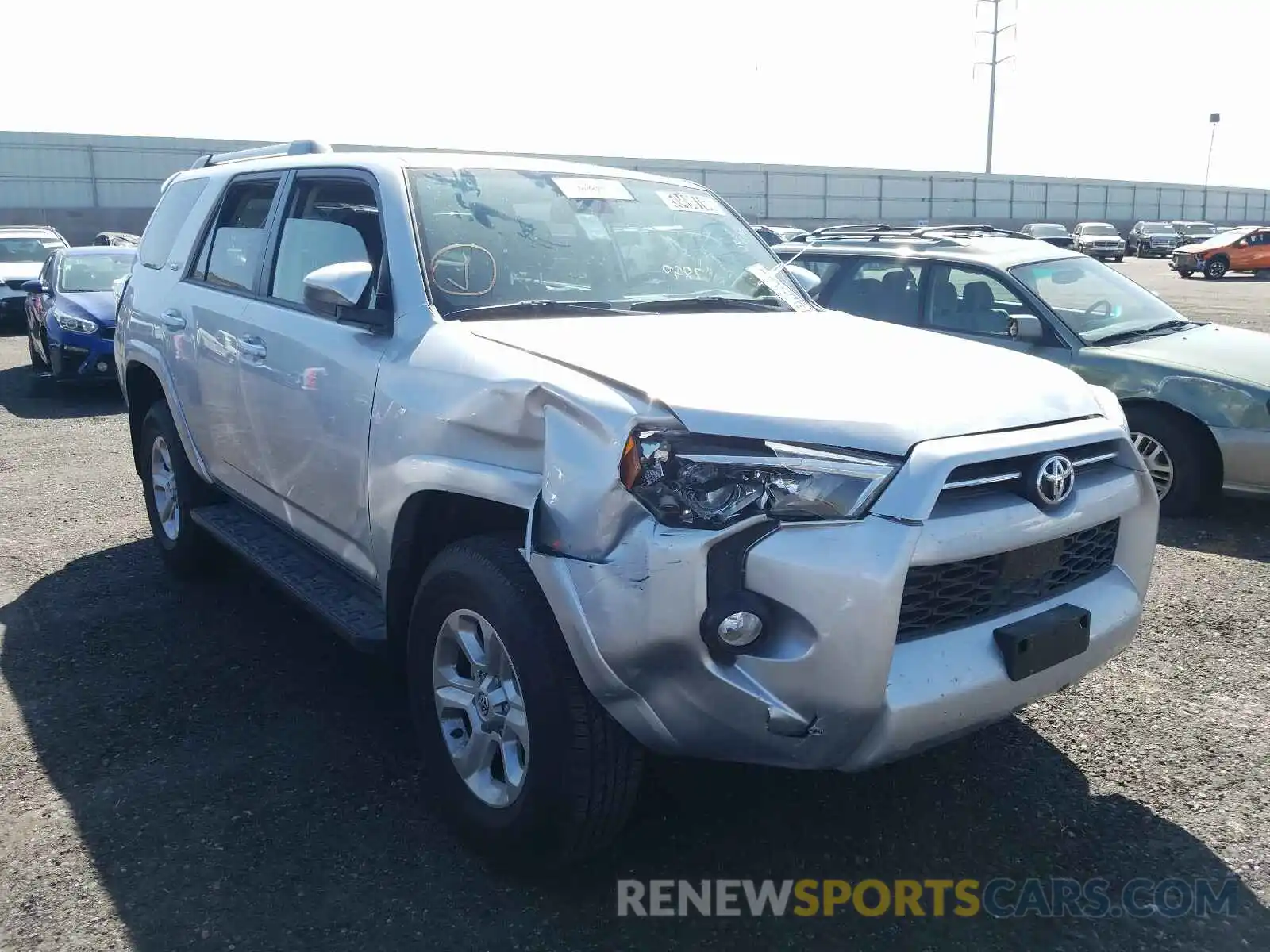 1 Photograph of a damaged car JTEBU5JRXL5788294 TOYOTA 4RUNNER 2020