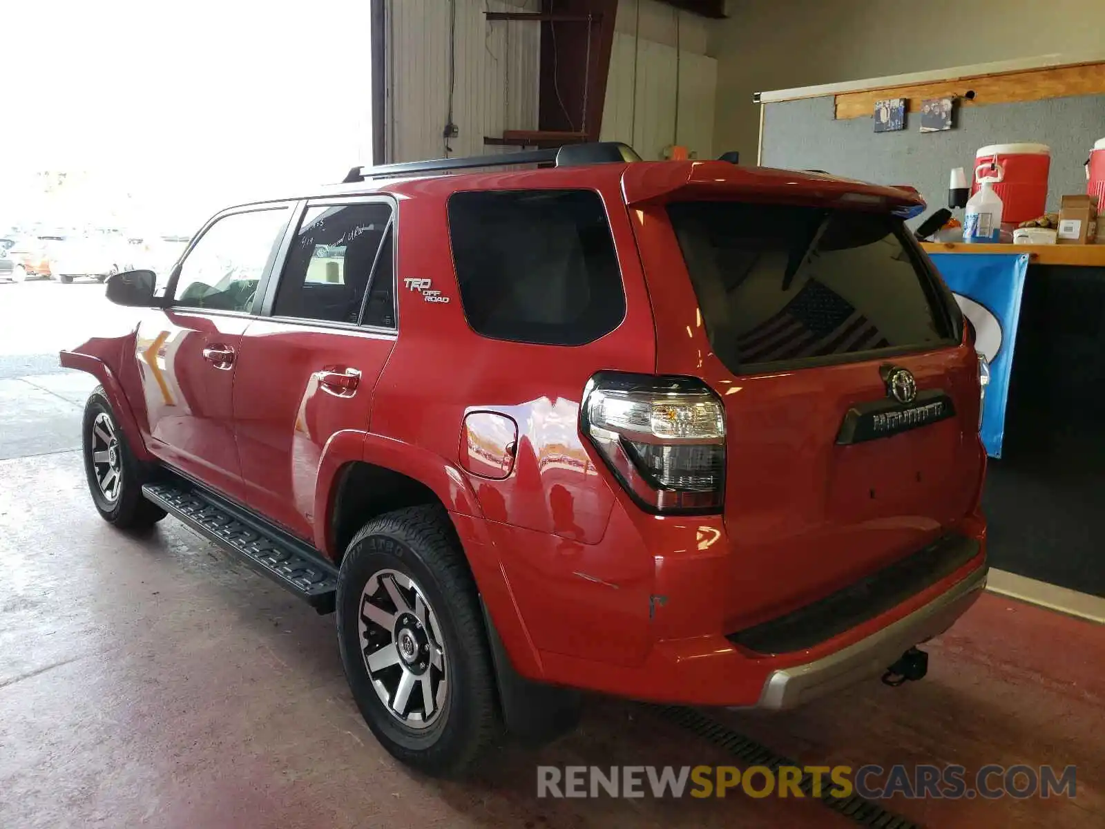 3 Photograph of a damaged car JTEBU5JRXL5791681 TOYOTA 4RUNNER 2020