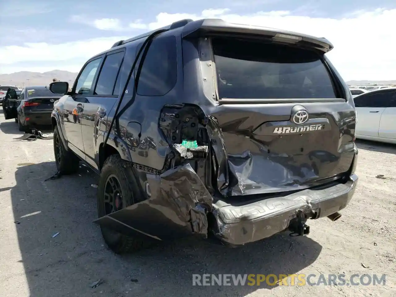 3 Photograph of a damaged car JTEBU5JRXL5792359 TOYOTA 4RUNNER 2020