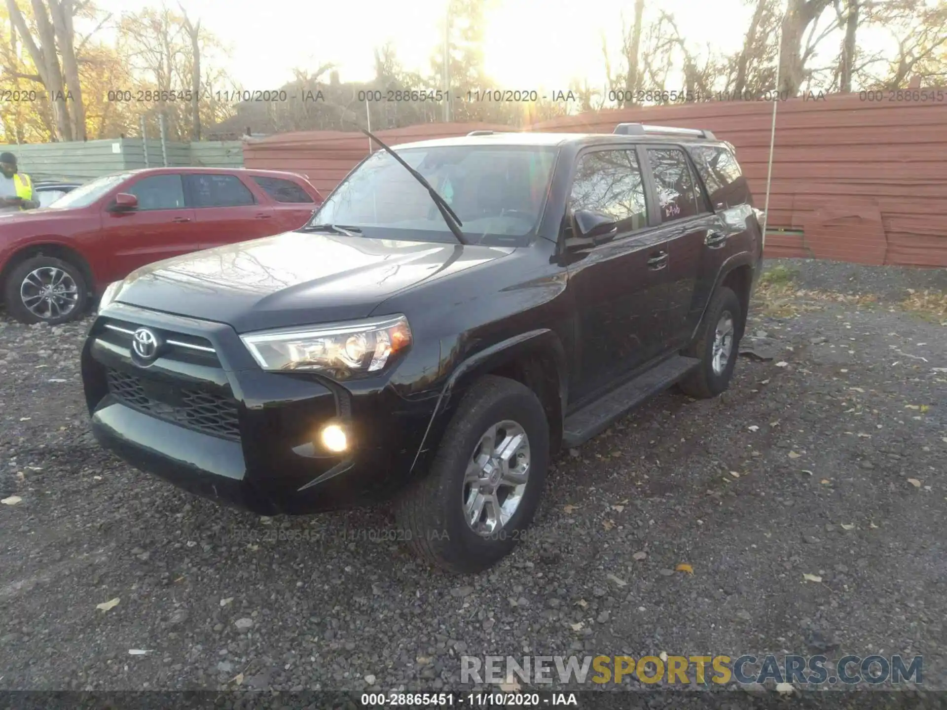 2 Photograph of a damaged car JTEBU5JRXL5792765 TOYOTA 4RUNNER 2020