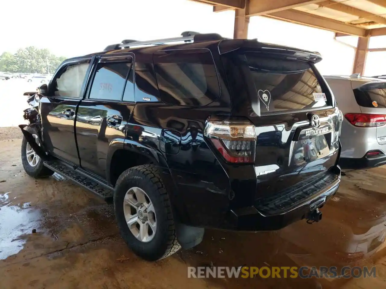 3 Photograph of a damaged car JTEBU5JRXL5792779 TOYOTA 4RUNNER 2020