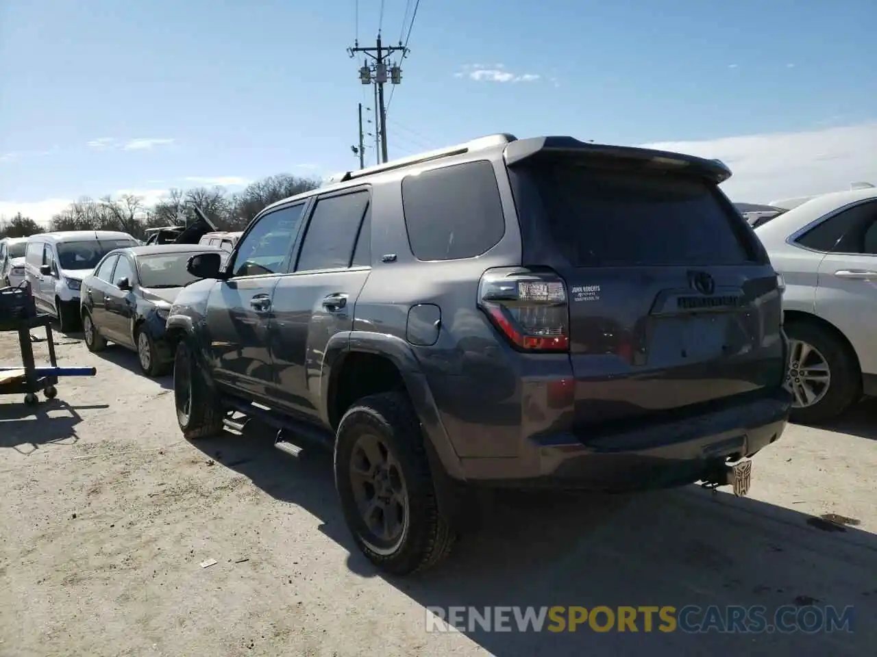 3 Photograph of a damaged car JTEBU5JRXL5793253 TOYOTA 4RUNNER 2020