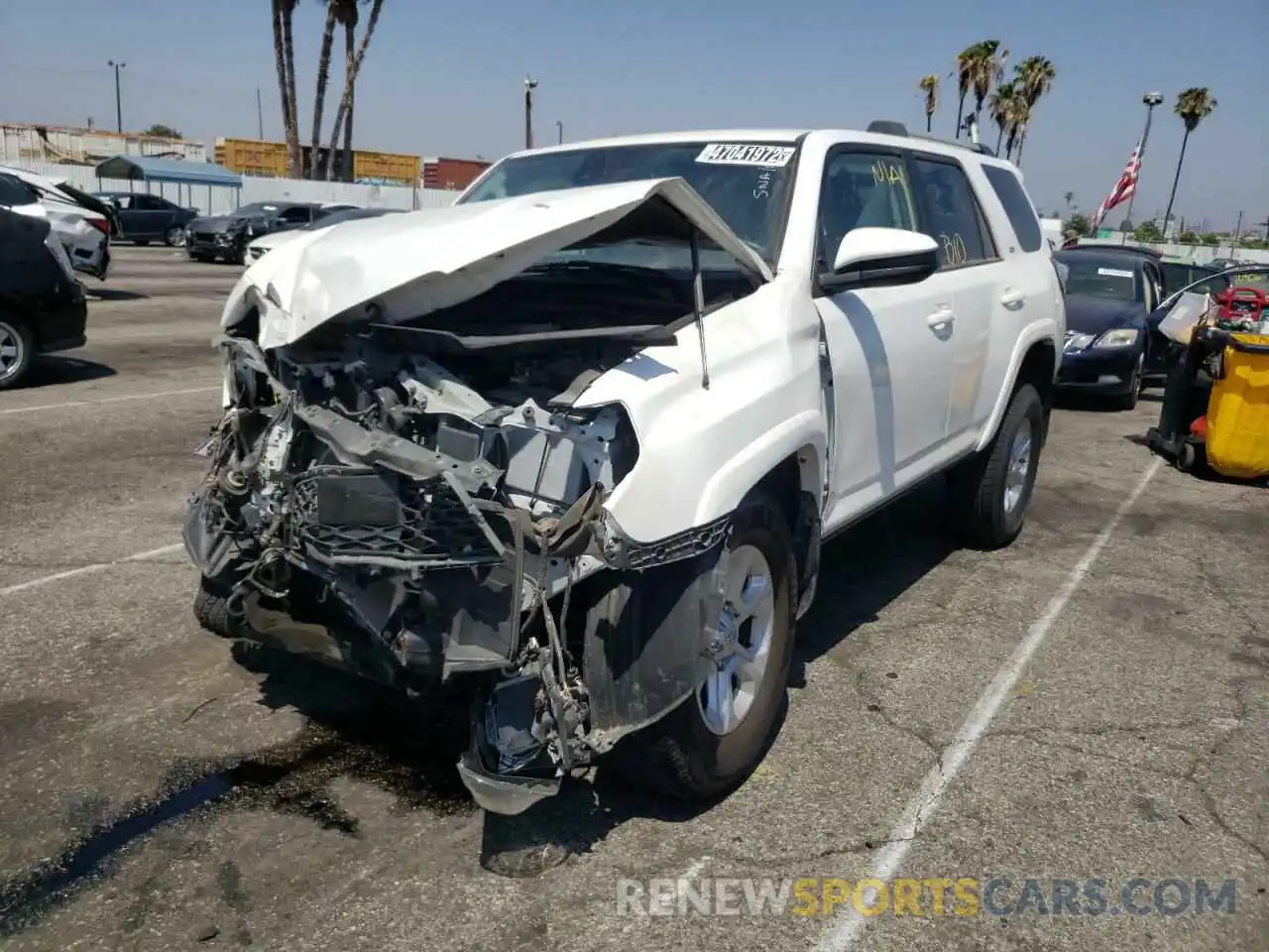 2 Photograph of a damaged car JTEBU5JRXL5794306 TOYOTA 4RUNNER 2020