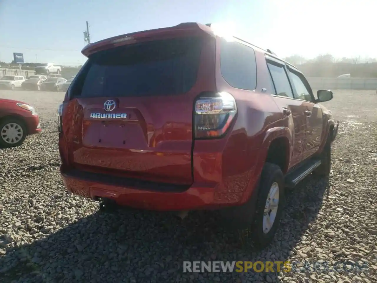 4 Photograph of a damaged car JTEBU5JRXL5796993 TOYOTA 4RUNNER 2020