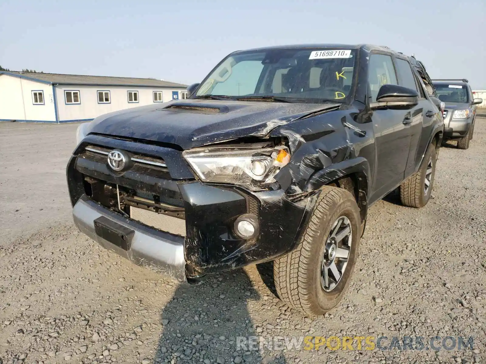 2 Фотография поврежденного автомобиля JTEBU5JRXL5799666 TOYOTA 4RUNNER 2020